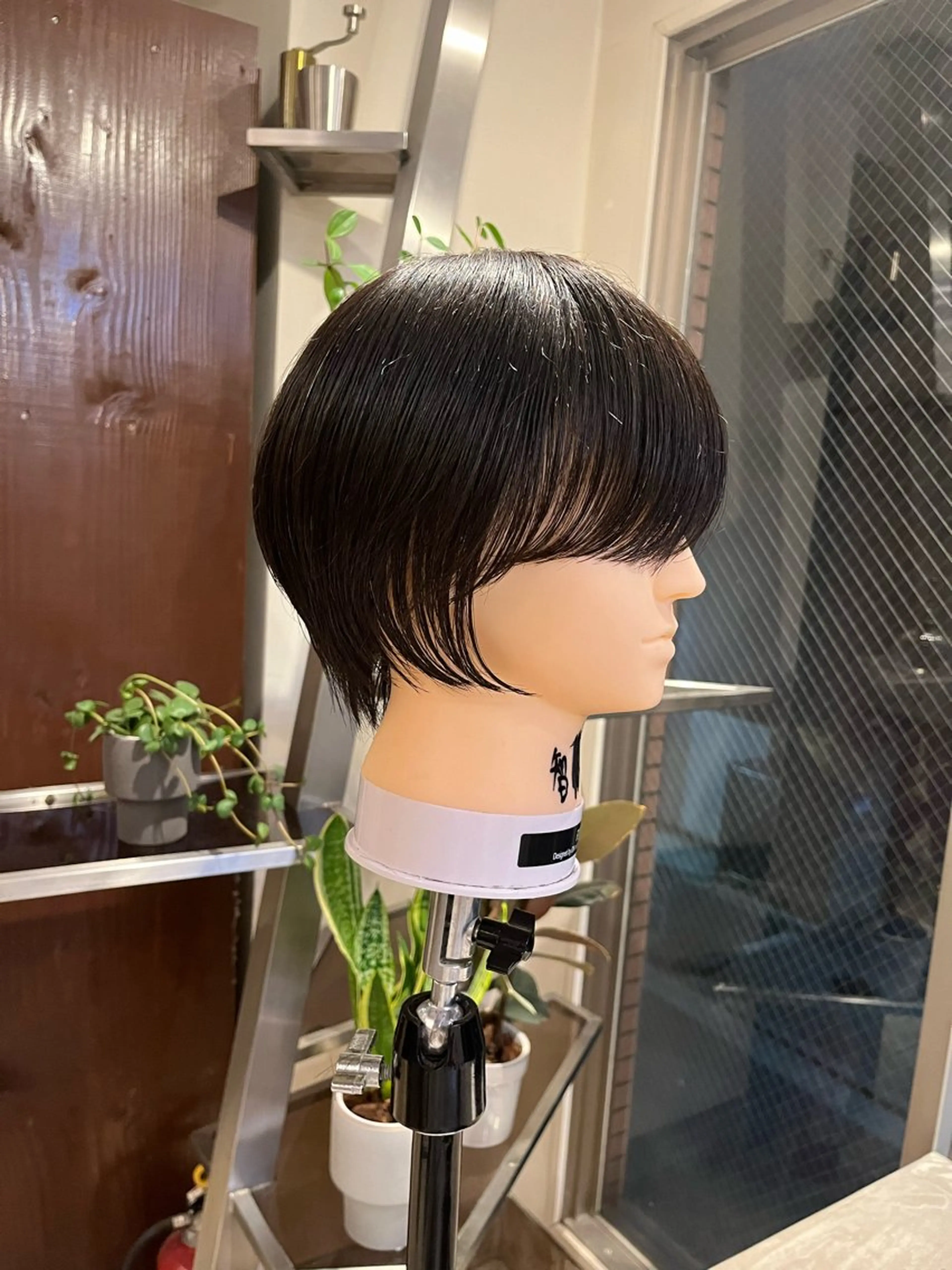 ショート 逢坂 智也のヘアスタイル