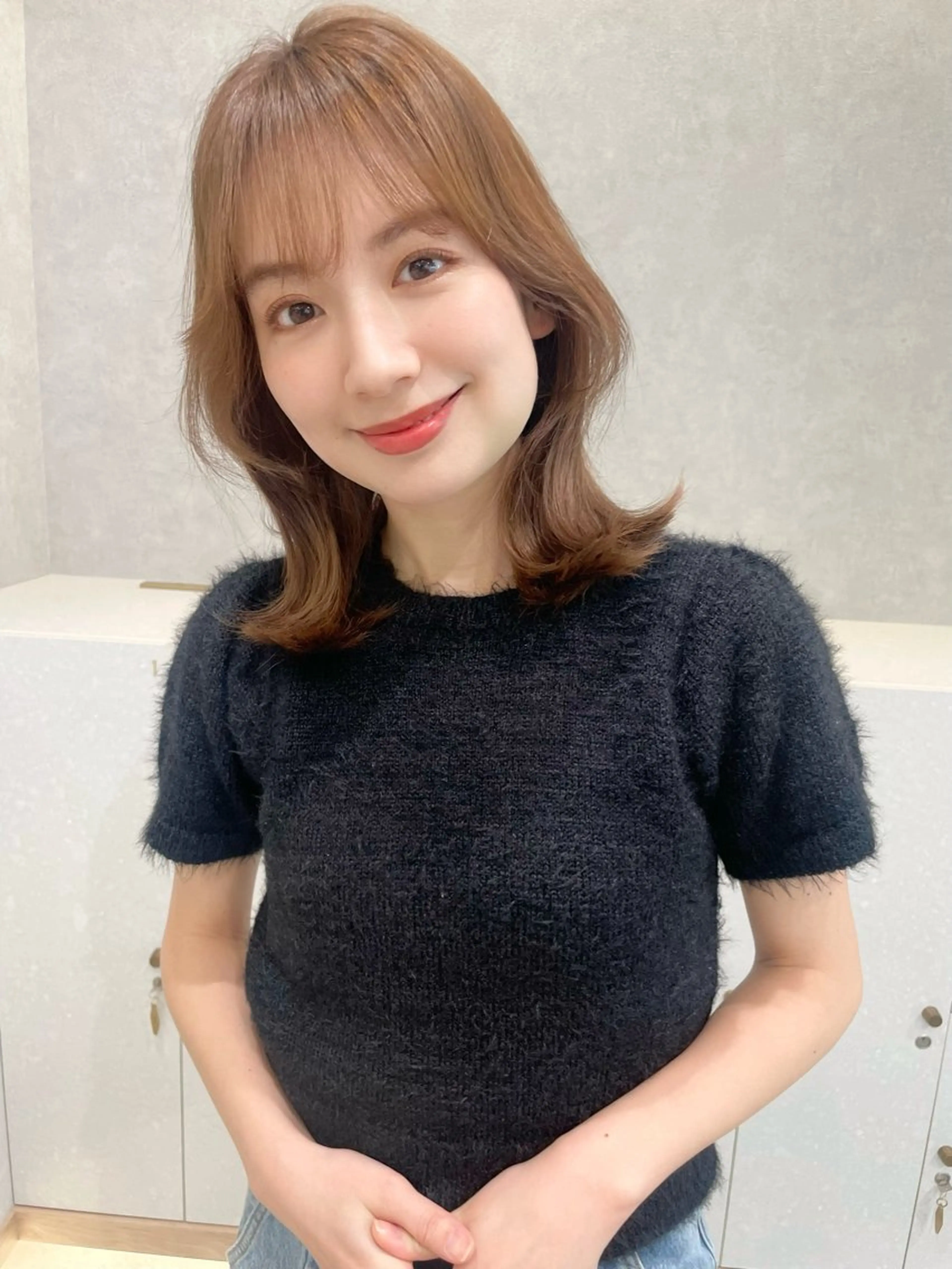 ミディアム 三鷹で1番ショート ボブをカットする新谷のヘアスタイル