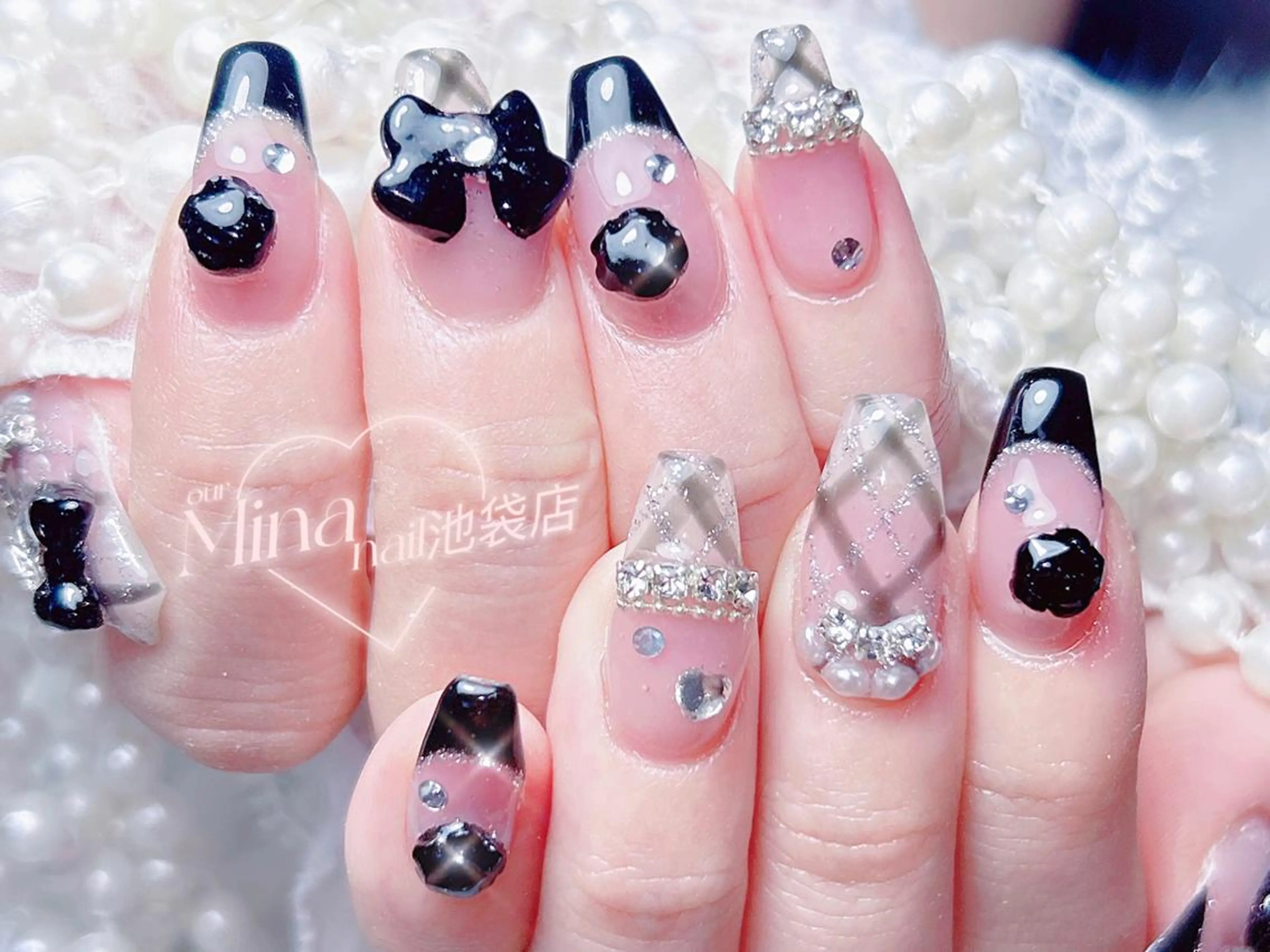 ネイル 🎀まゆ 🪽🐾のネイルデザイン