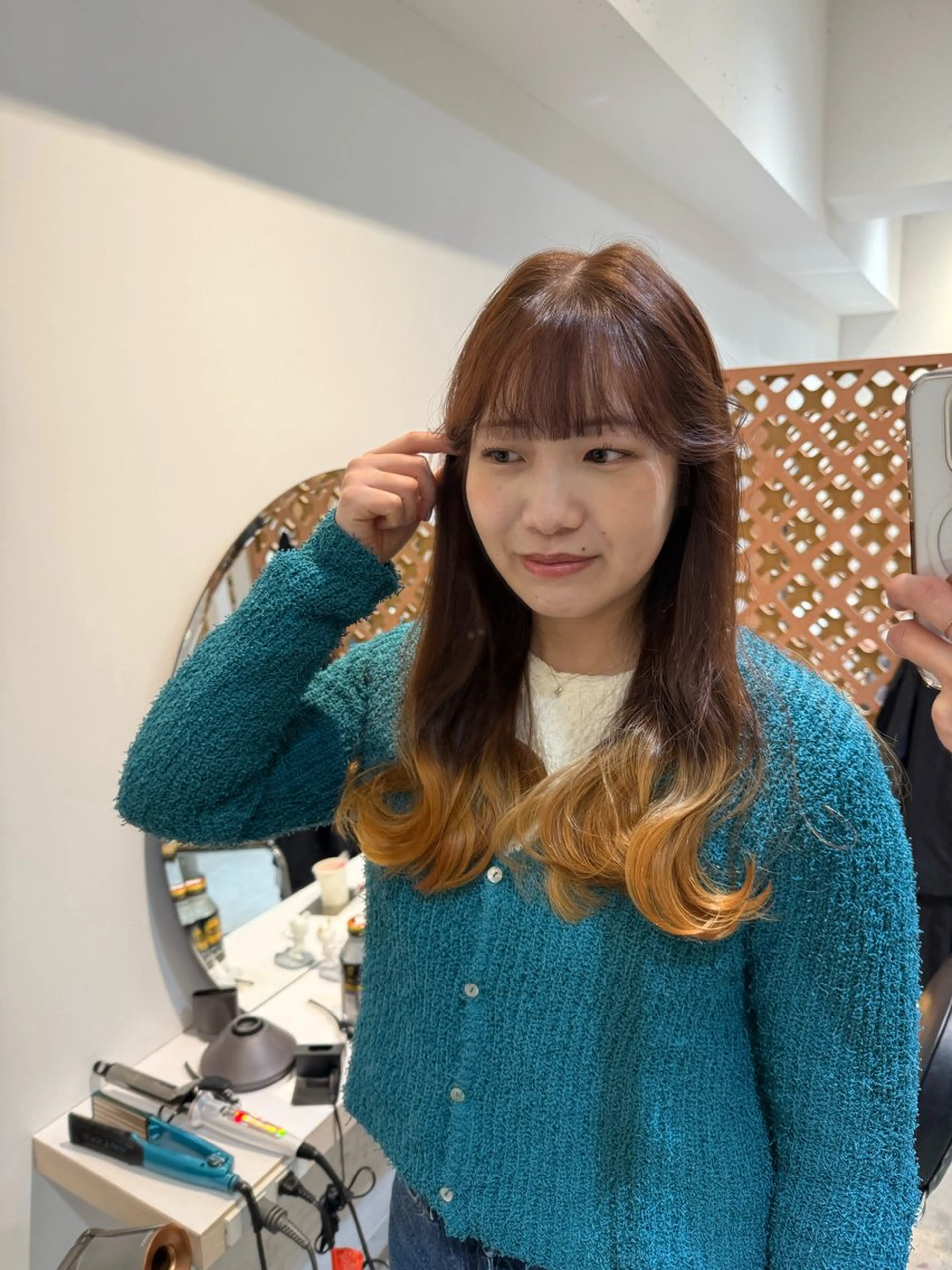 セミロング ヘアカラー トリートメント AYAKA 下北沢suuのヘアスタイル