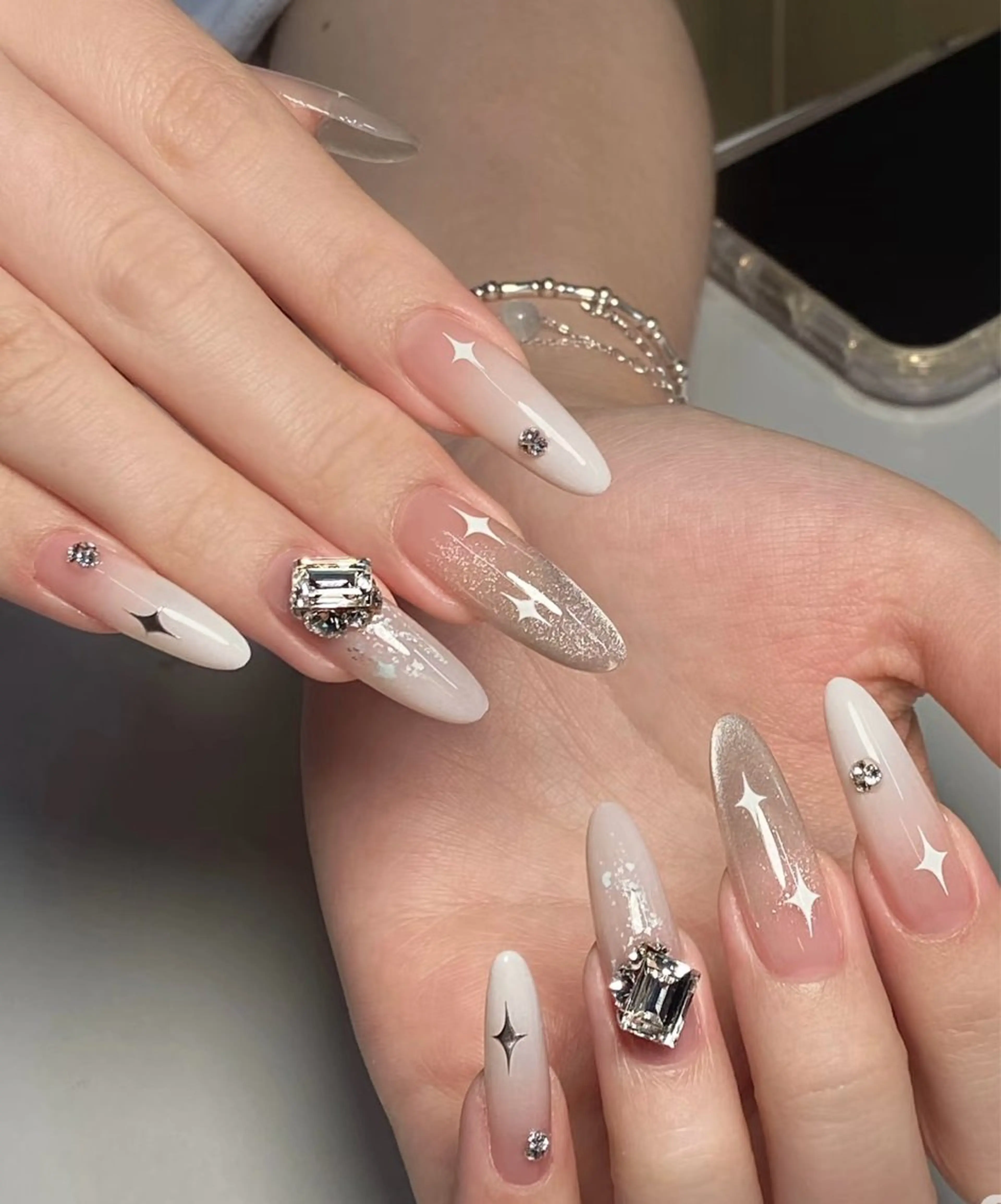 ネイル 里奈 Nailのネイルデザイン