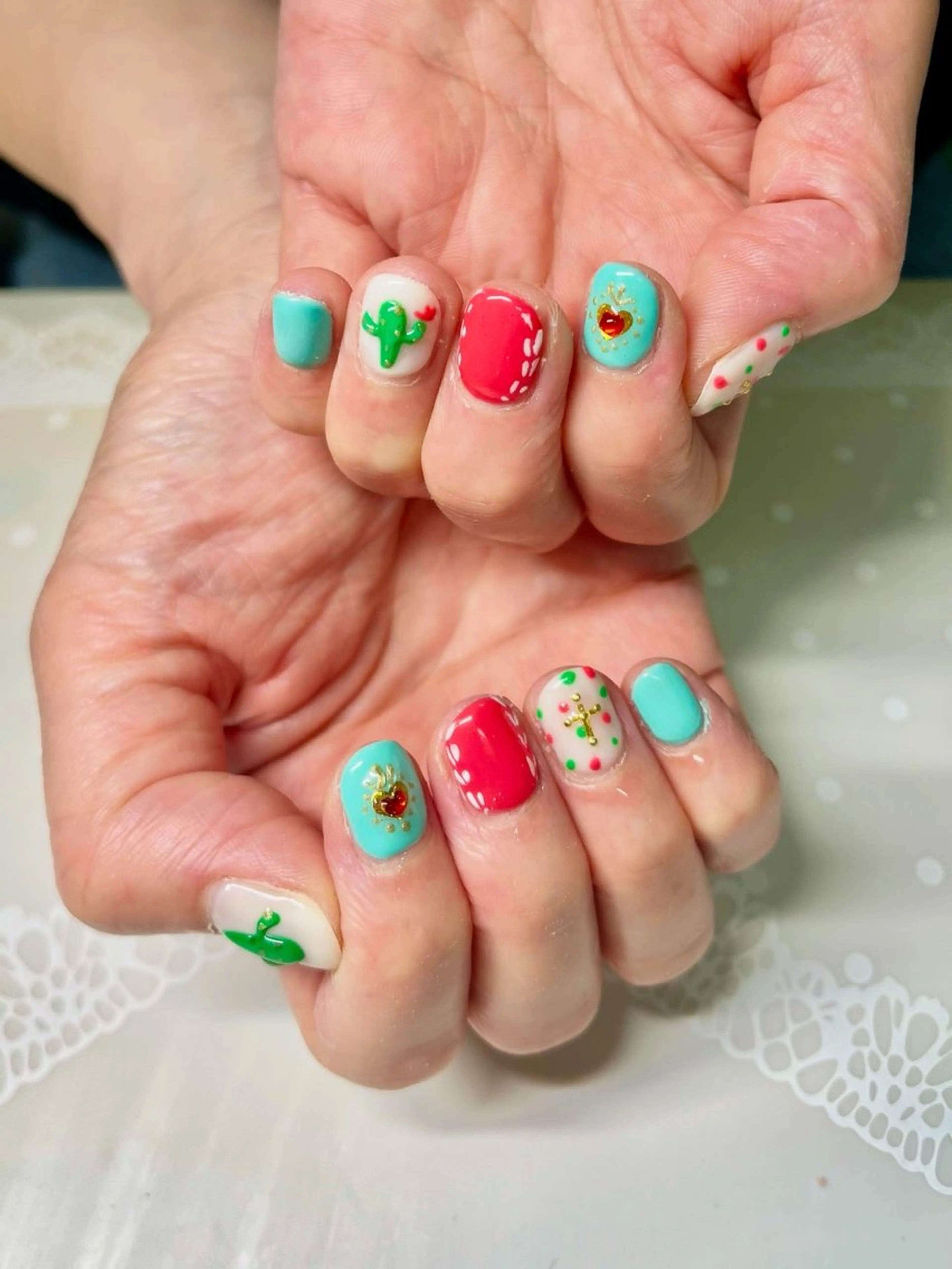 ネイル ハンドネイル 新宿ネイルサロン ジェミディローサのネイルデザイン