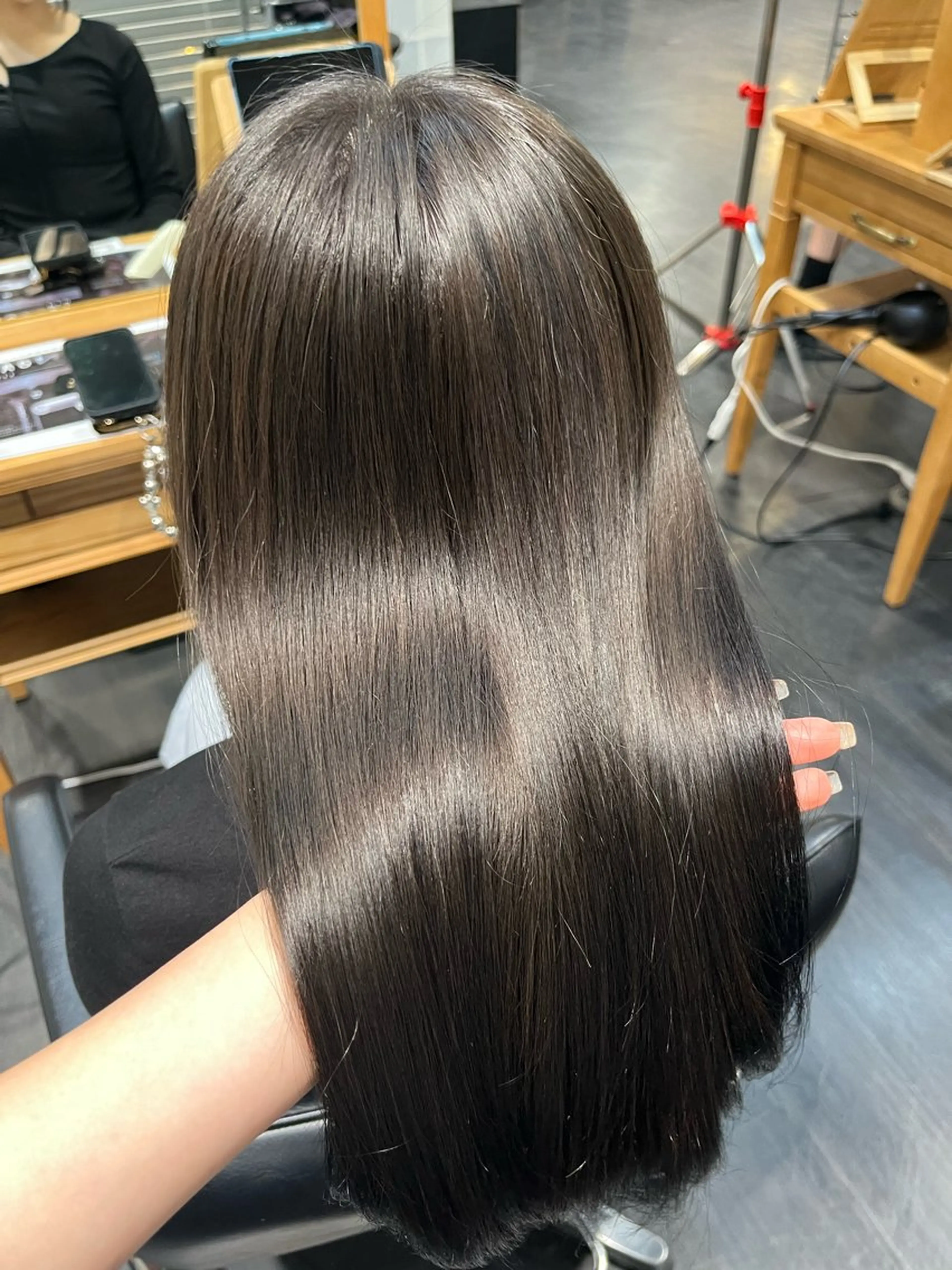 セミロング 細田 碧のヘアスタイル