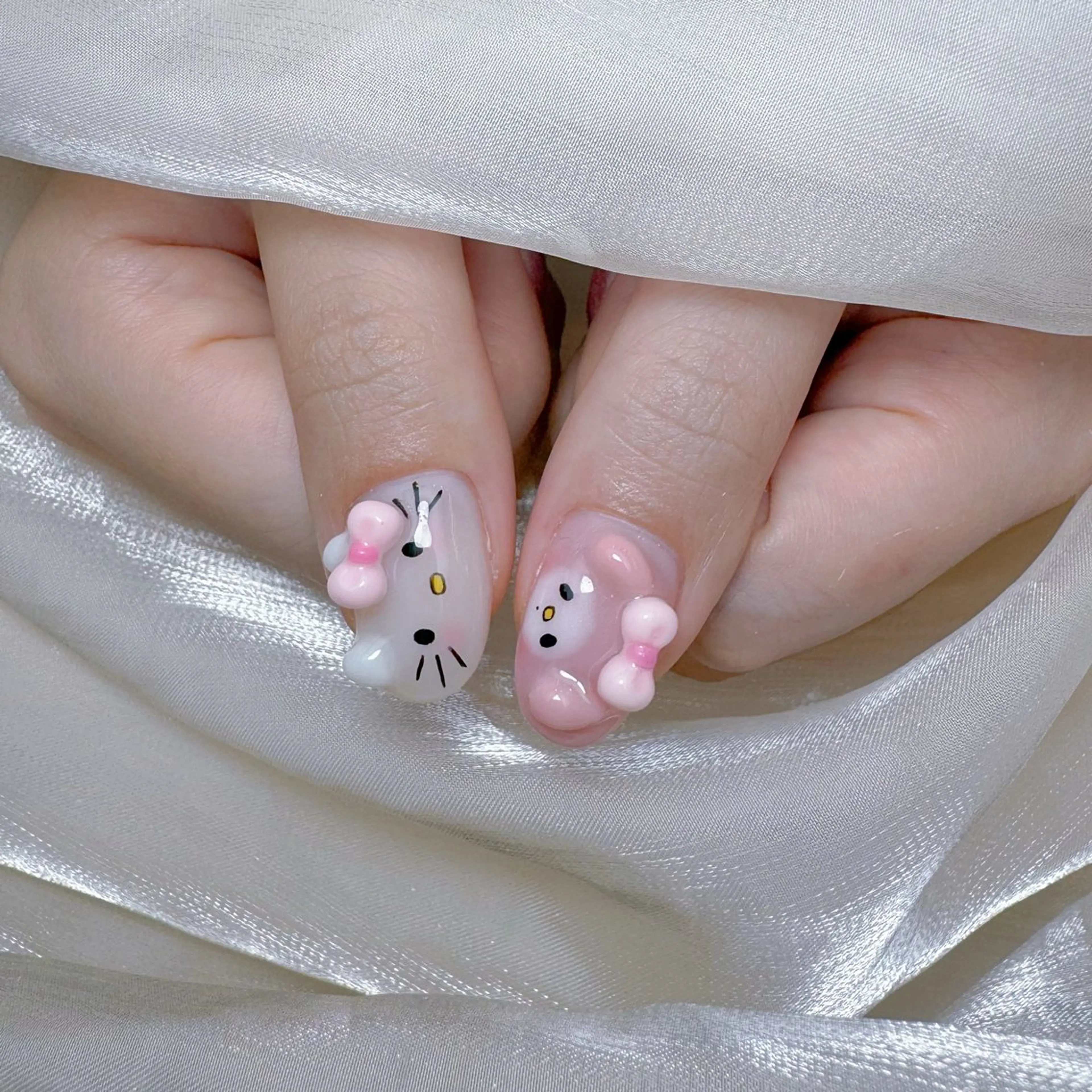 ネイル チークネイル クリアネイル ガーリー グラデーション キラキラネイル ハンドネイル NailPrincess所属・princess スカルプ専門店のネイルデザイン