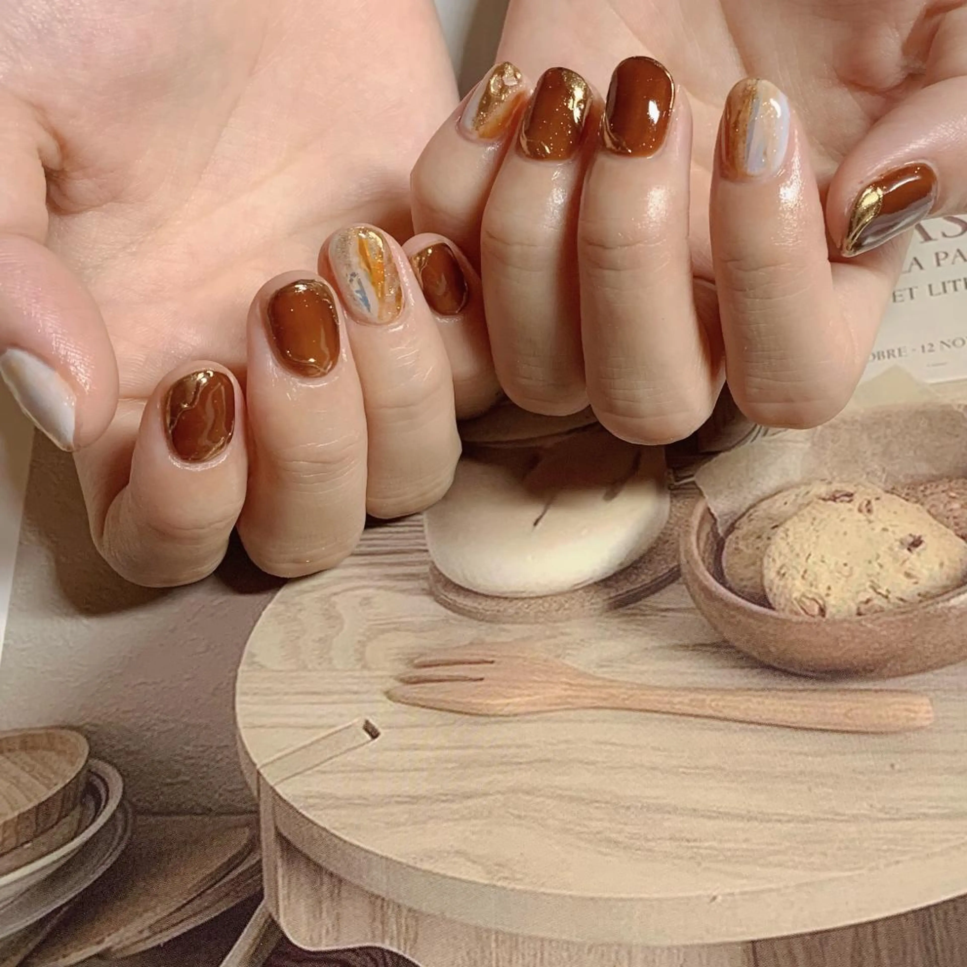 ネイル オーロラネイル フットネイル フレンチネイル ジェルネイル 韓国ネイル ハンドネイル ハンドケア 【ENサロン】 Rei🎀Nailのネイルデザイン