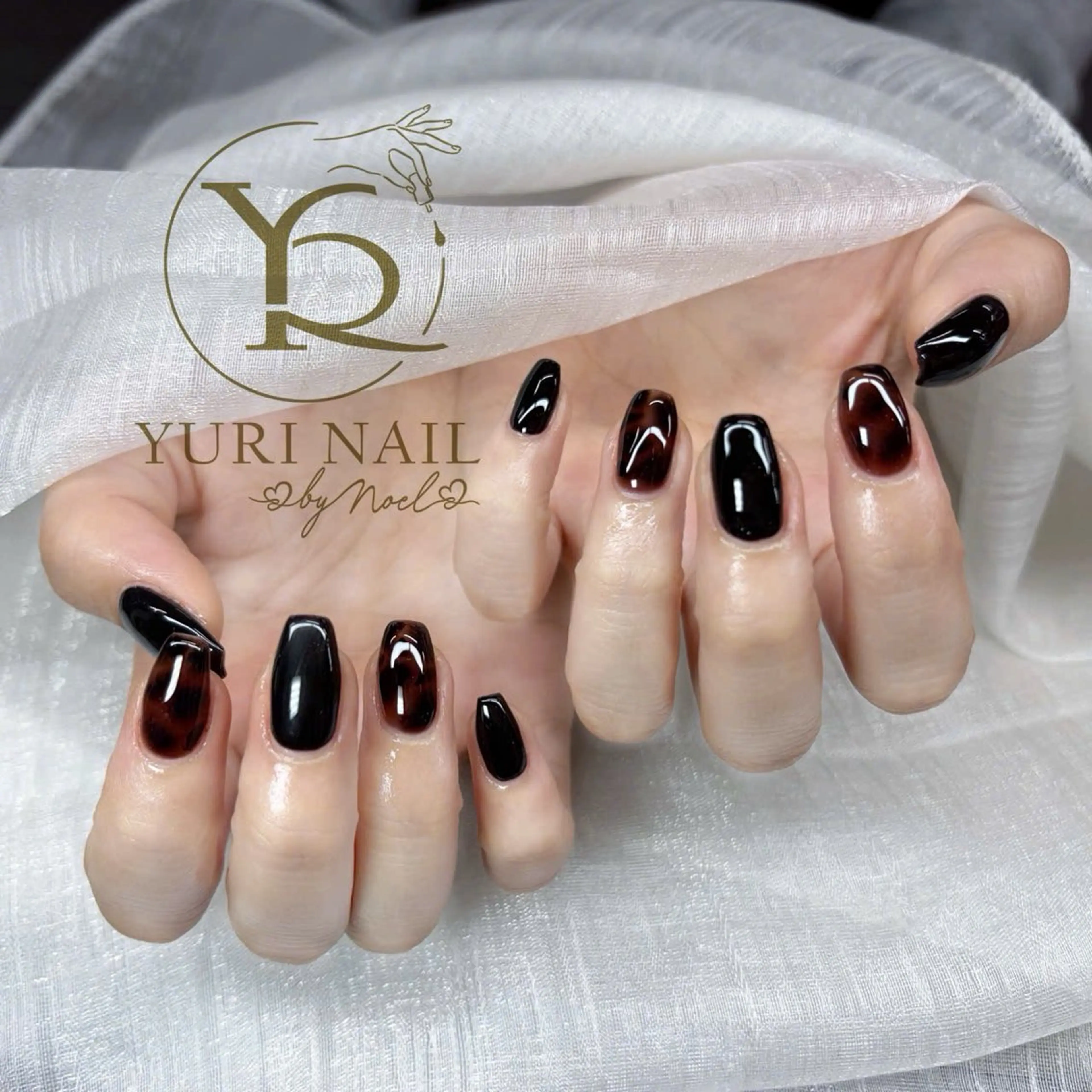 ネイル チークネイル フットネイル フレンチネイル 韓国ネイル 水色 ハンドネイル フットネイル ハンドケア YURI Nail NARITAのネイルデザイン