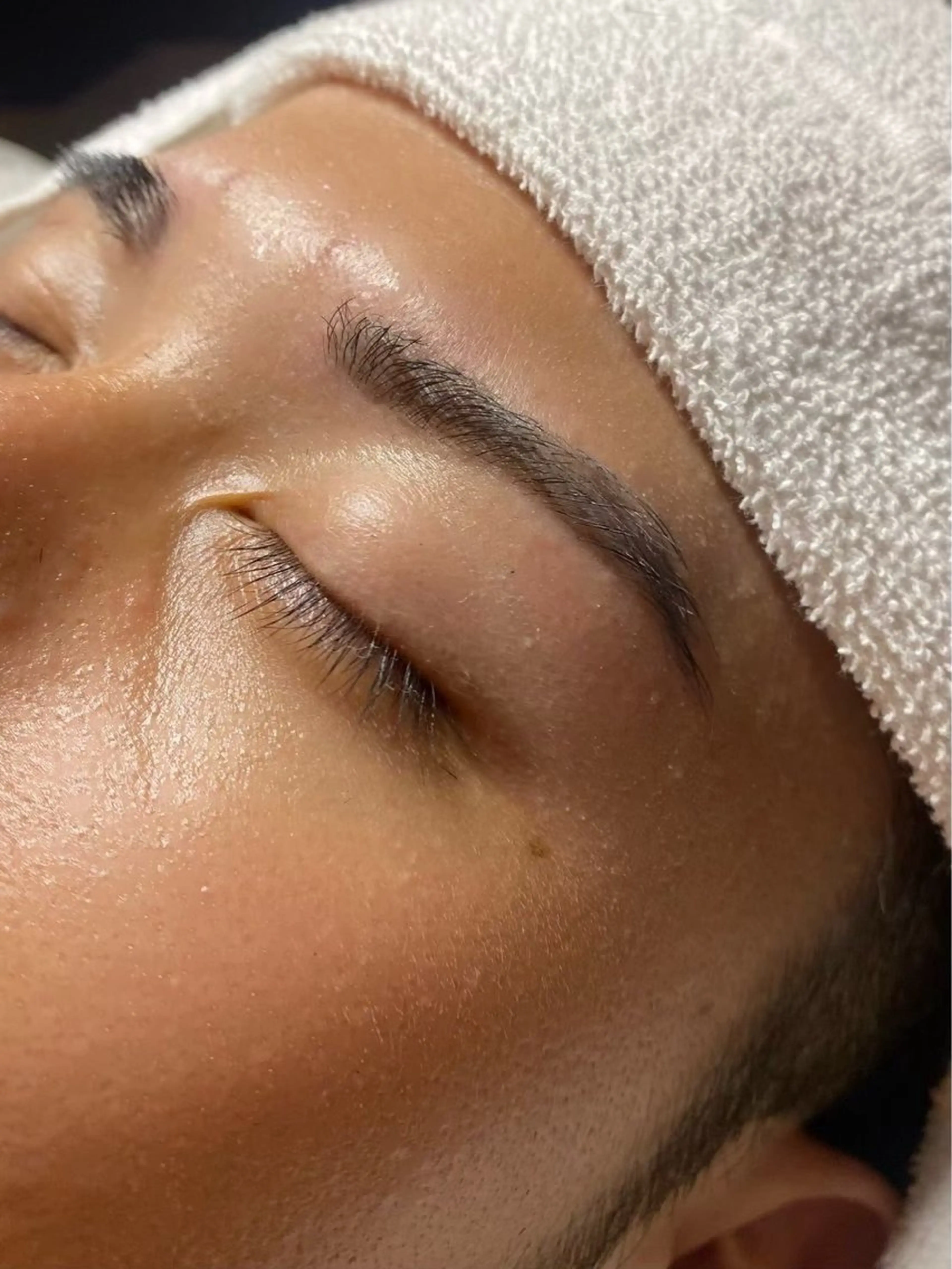 アイブロウ 🩵レイヤー✖︎ 髪質改善🩵リョウヤのヘアスタイル