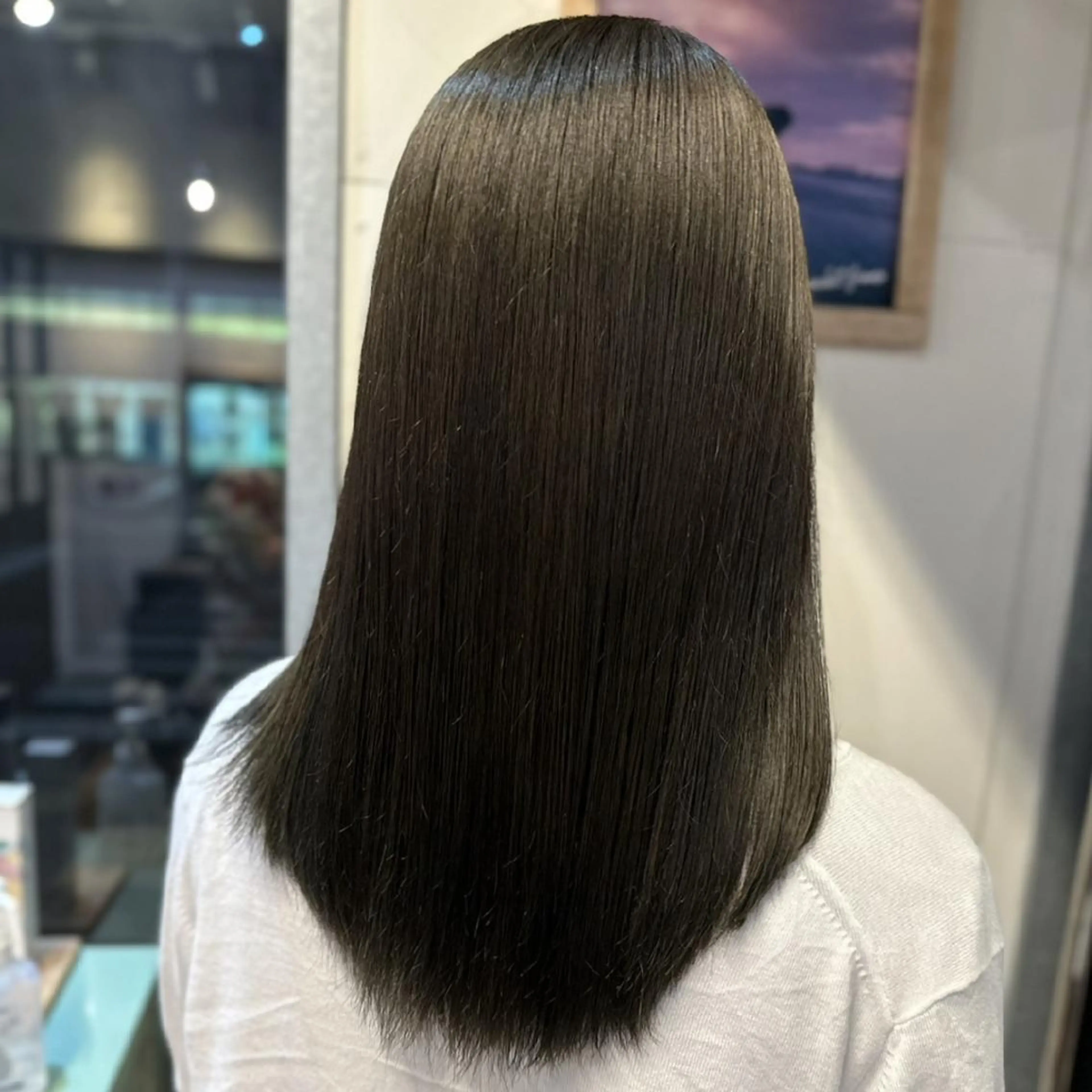 セミロング カラー オリーブカラー ユウナ/眉ワックス /メンズカットモデルのヘアスタイル