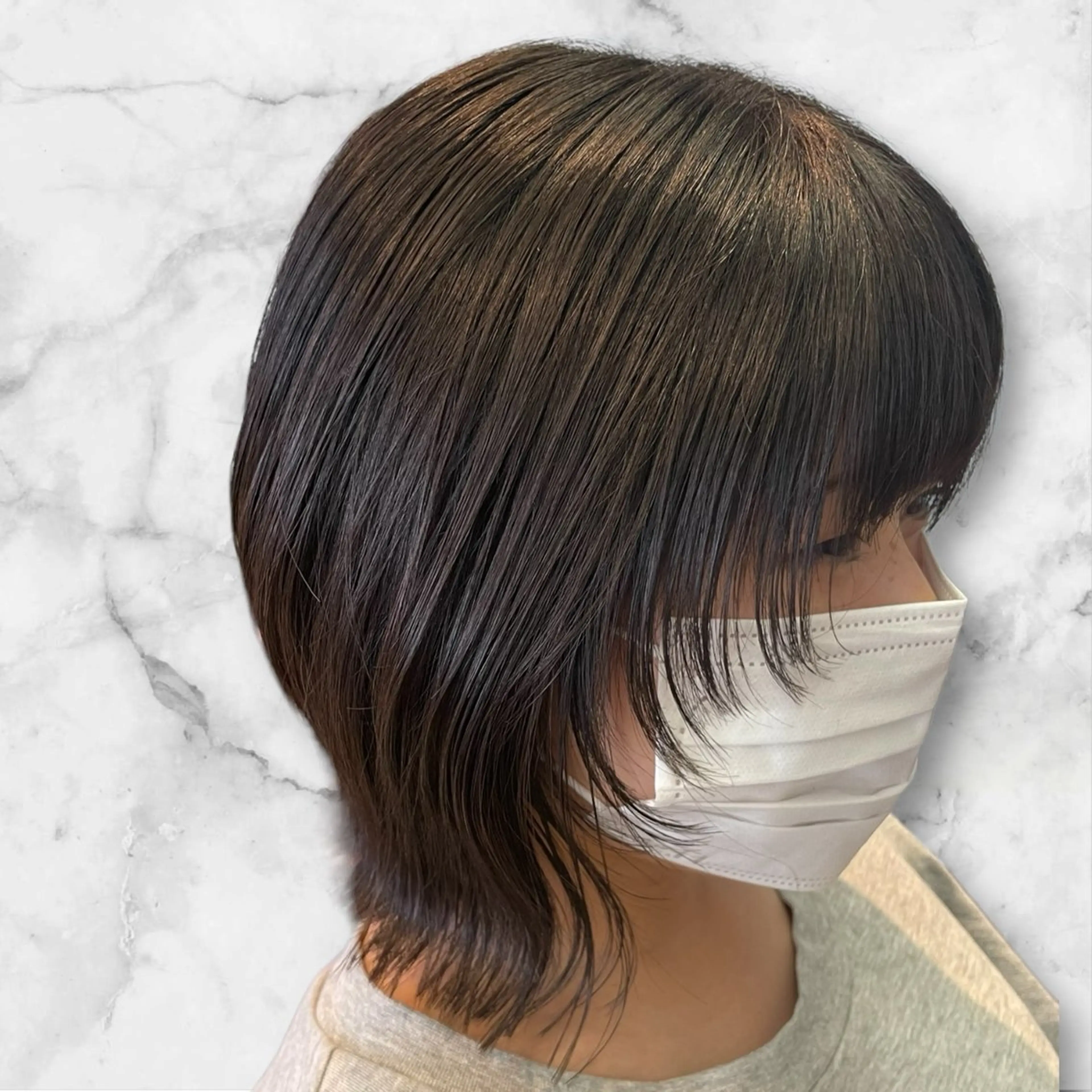 ショート 顔周りカット レイヤーカット シャギー プルシールエクステ/ ハイトーン/ブリーチのヘアスタイル