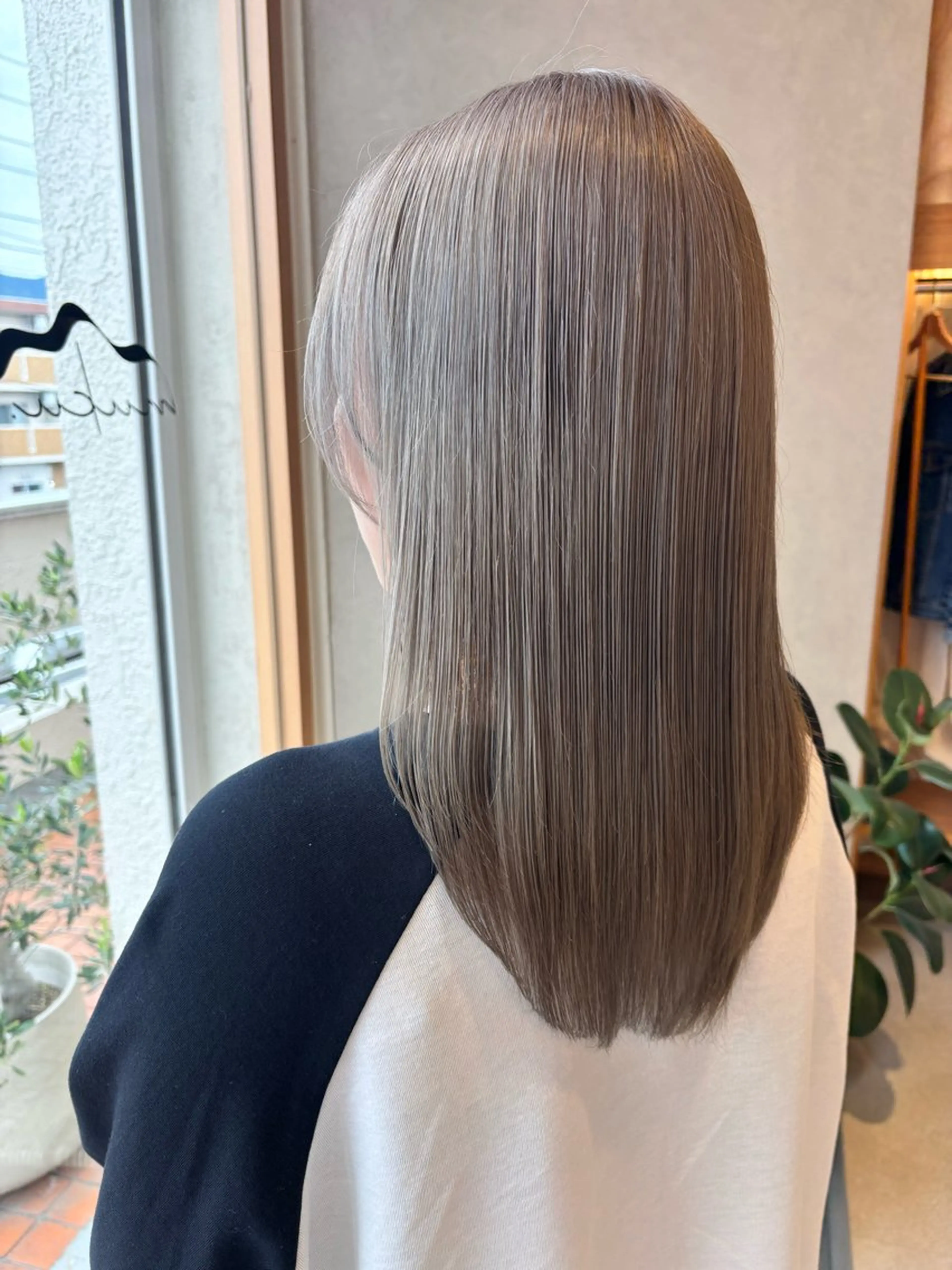 セミロング カラー カット ヘアカラー トリートメント manami / muku.のヘアスタイル