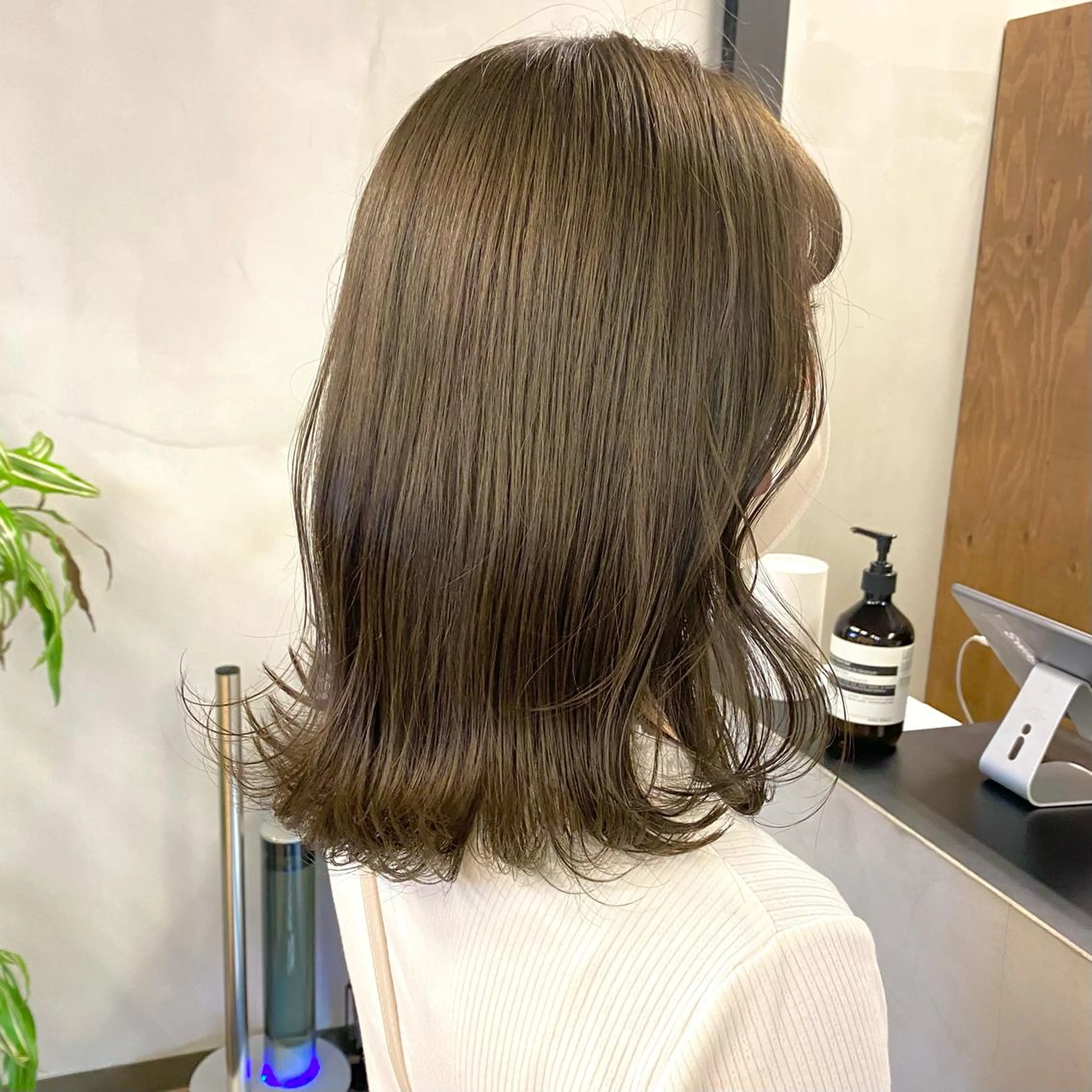 ミディアム カラー パーマ ヘアアレンジ メンズ キッズ ネイル マツエク・マツパ 前川 朋香のヘアスタイル