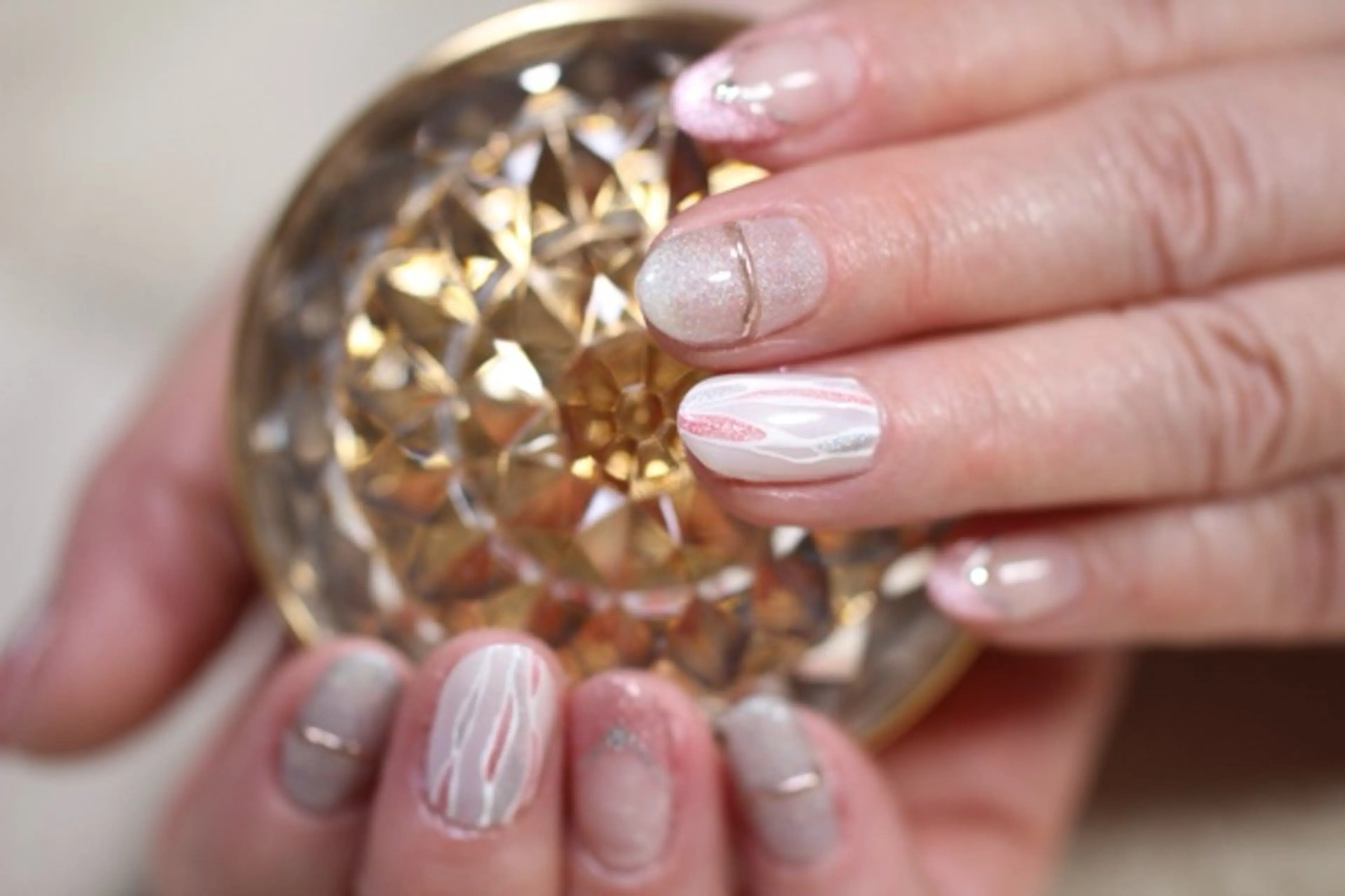 ネイル アートネイル ジェルネイル マグネットネイル しみ えんのネイルデザイン