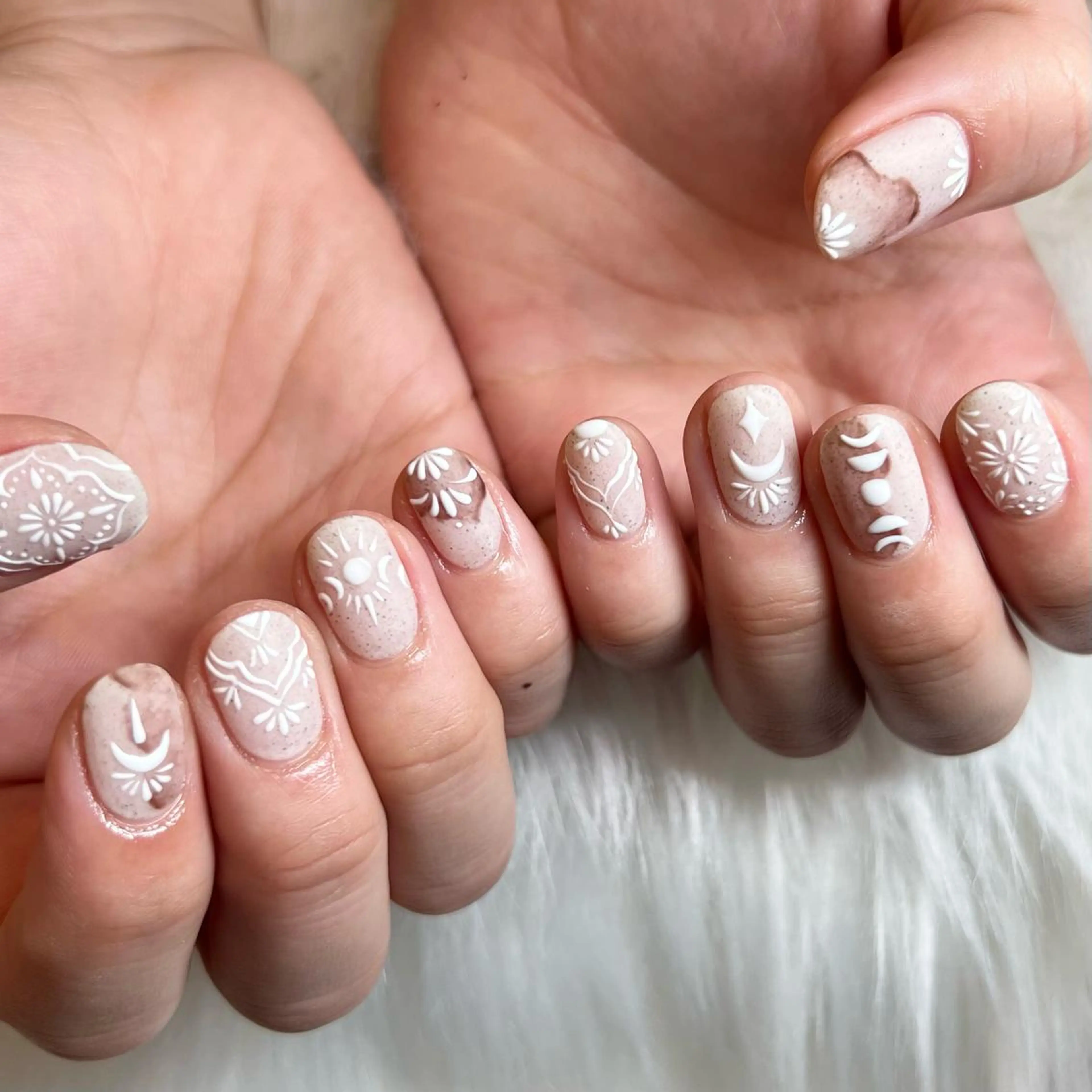 ネイル アートネイル マットネイル ニュアンスネイル 藤本 楓のネイルデザイン