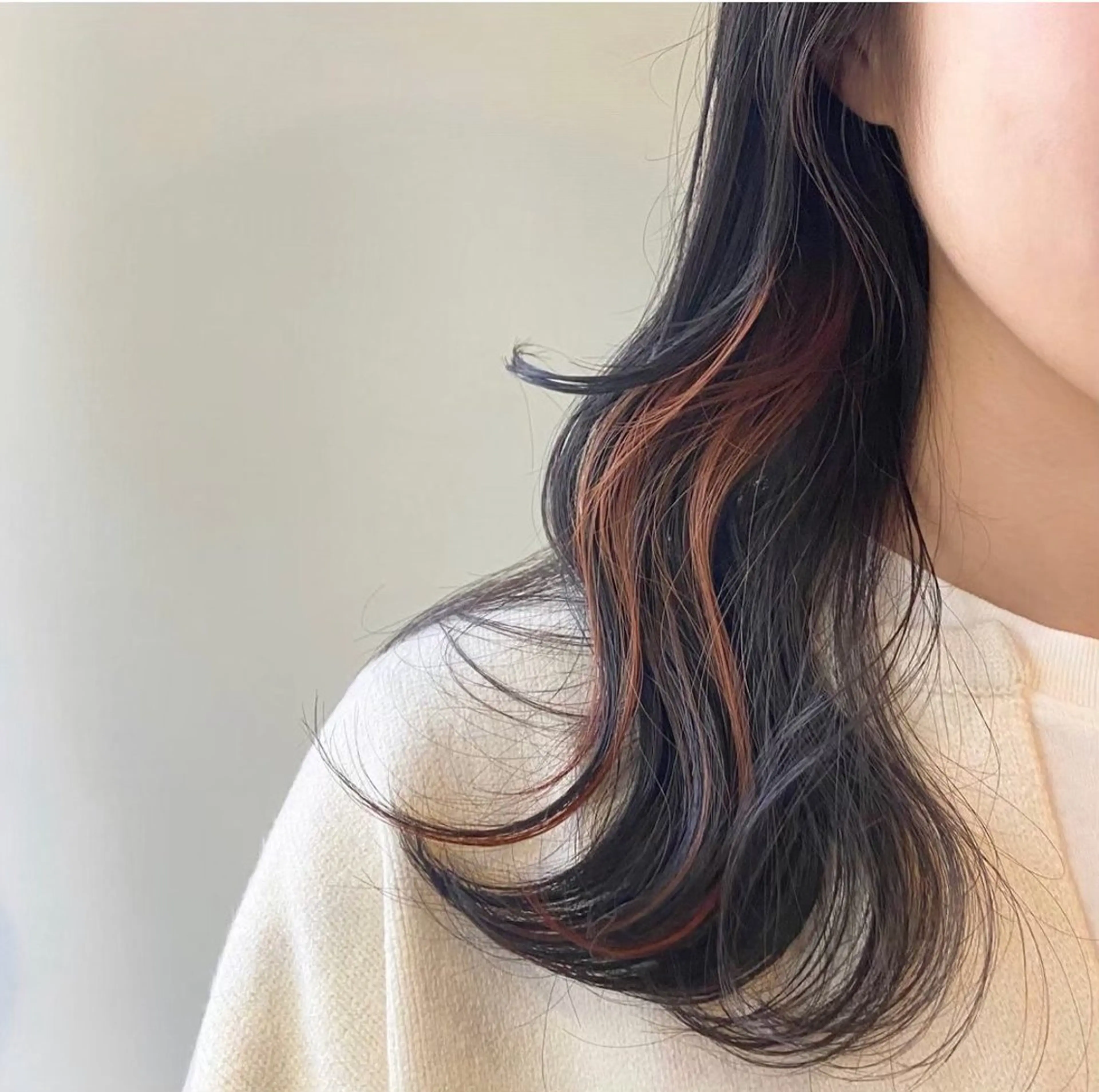 セミロング 手塚 凜のヘアスタイル