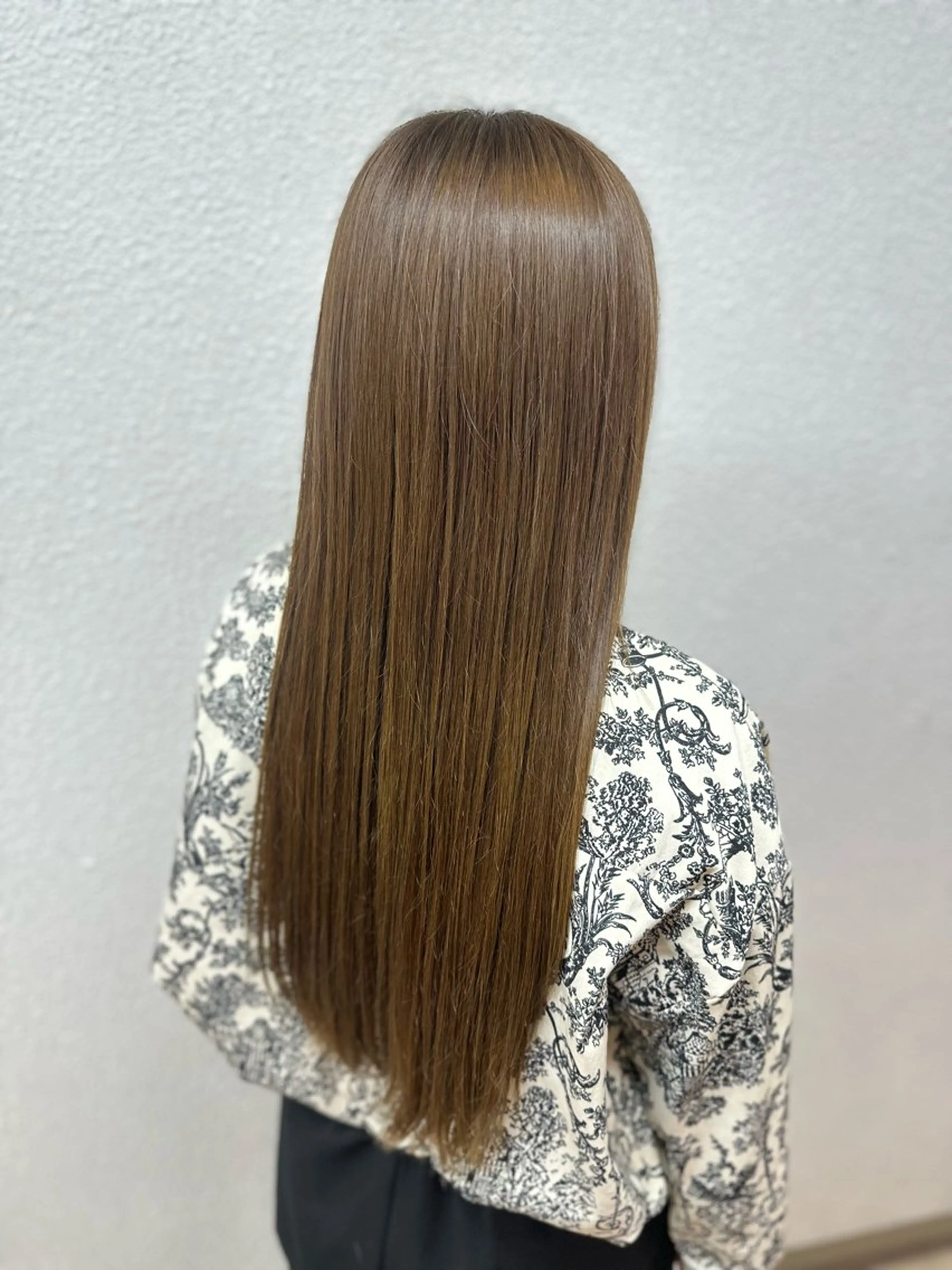 ロング ヘアカラー 濱本 樹蘭のヘアスタイル