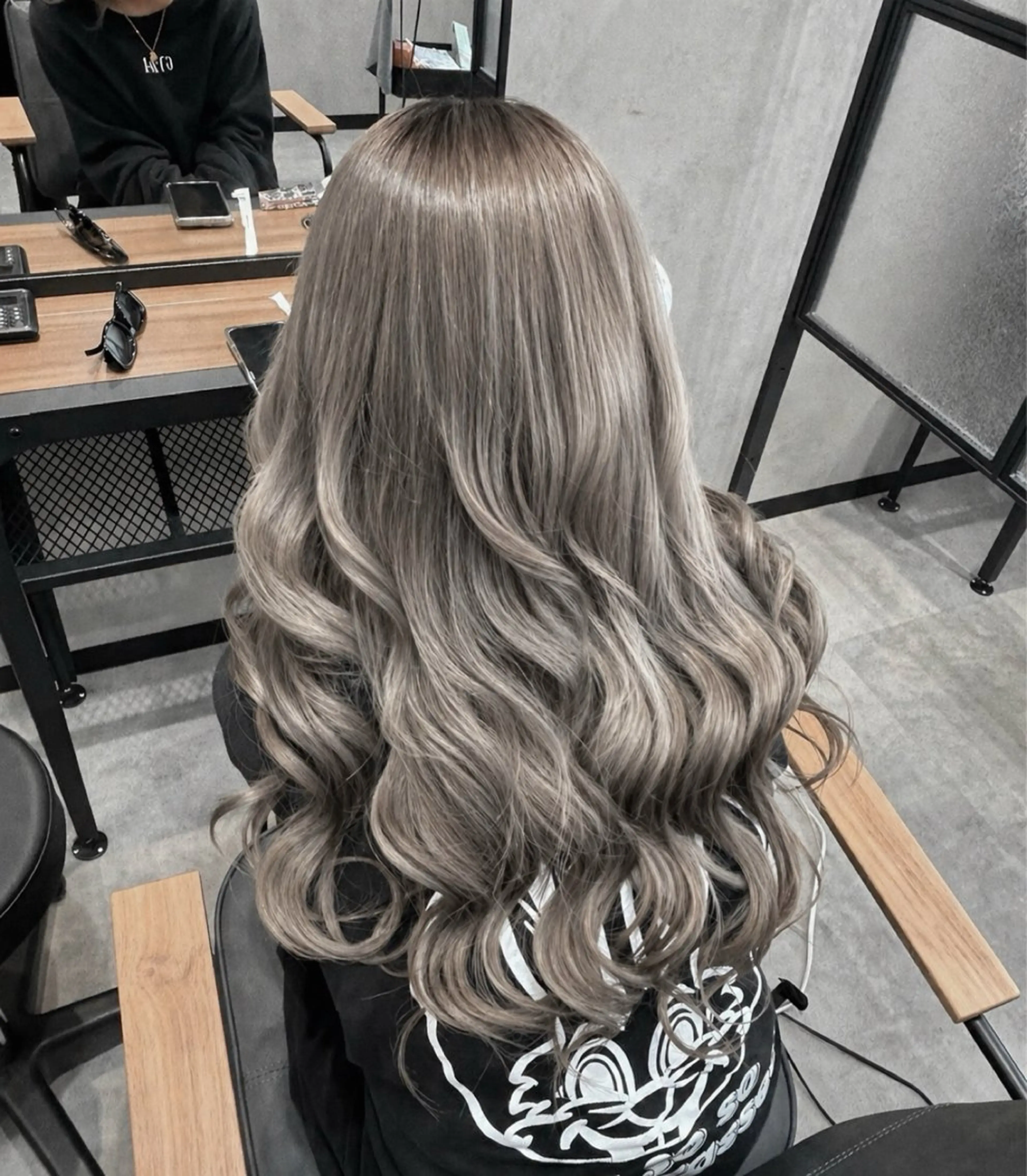 ロング ヘアカラー 🎀𝑴𝑰𝑯𝑶 長岡/ケアカラー🎀のヘアスタイル