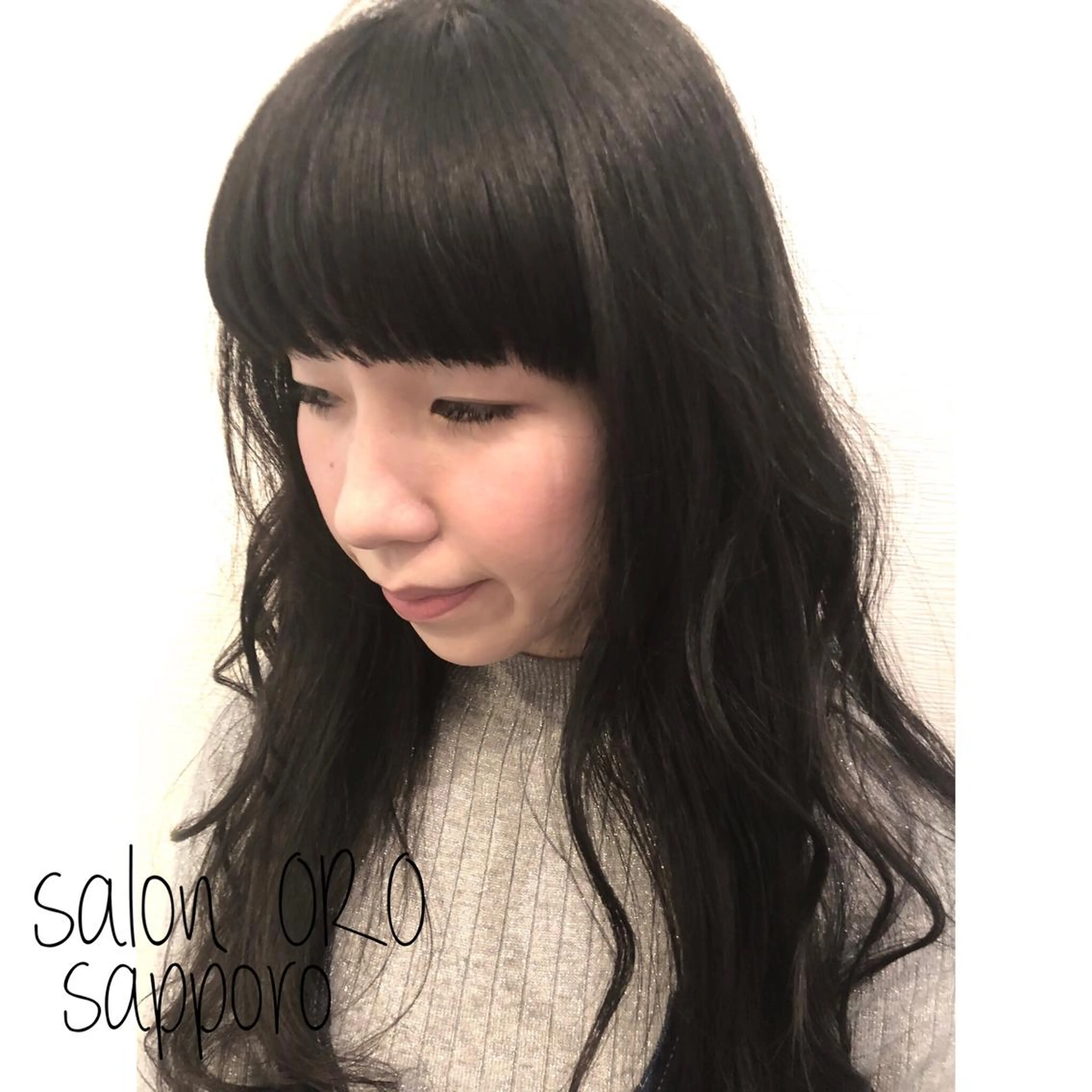 ロング カット 平川 友希子のヘアスタイル