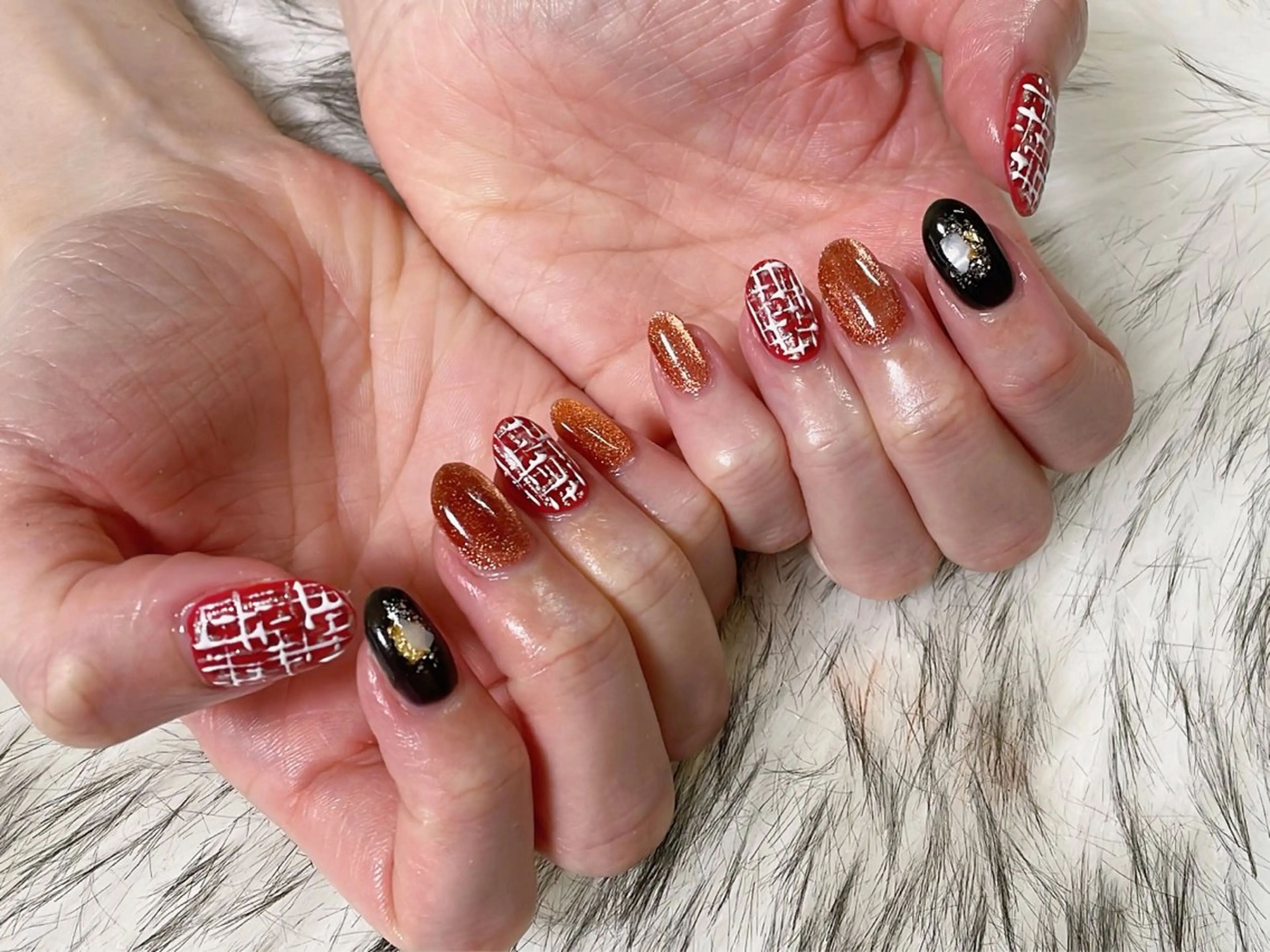 ネイル オーロラネイル フットネイル フレンチネイル ジェルネイル 韓国ネイル ハンドネイル kiki nail &brow二子玉川の眉毛・アイブロウイメージ