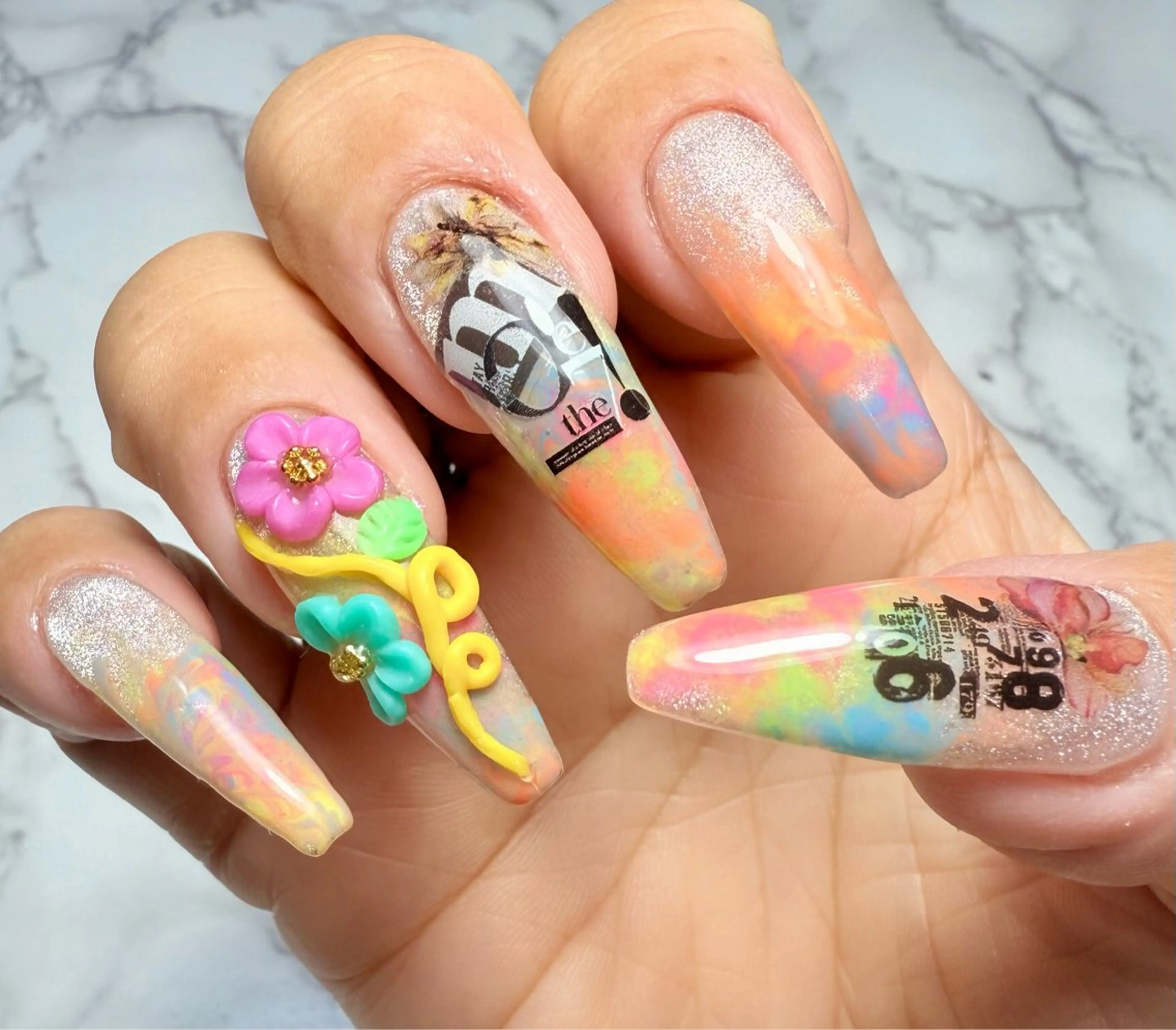 ネイル アートネイル チークネイル フレンチネイル 氷ネイル・うるうるネイル キラキラネイル M.N_ nailのネイルデザイン