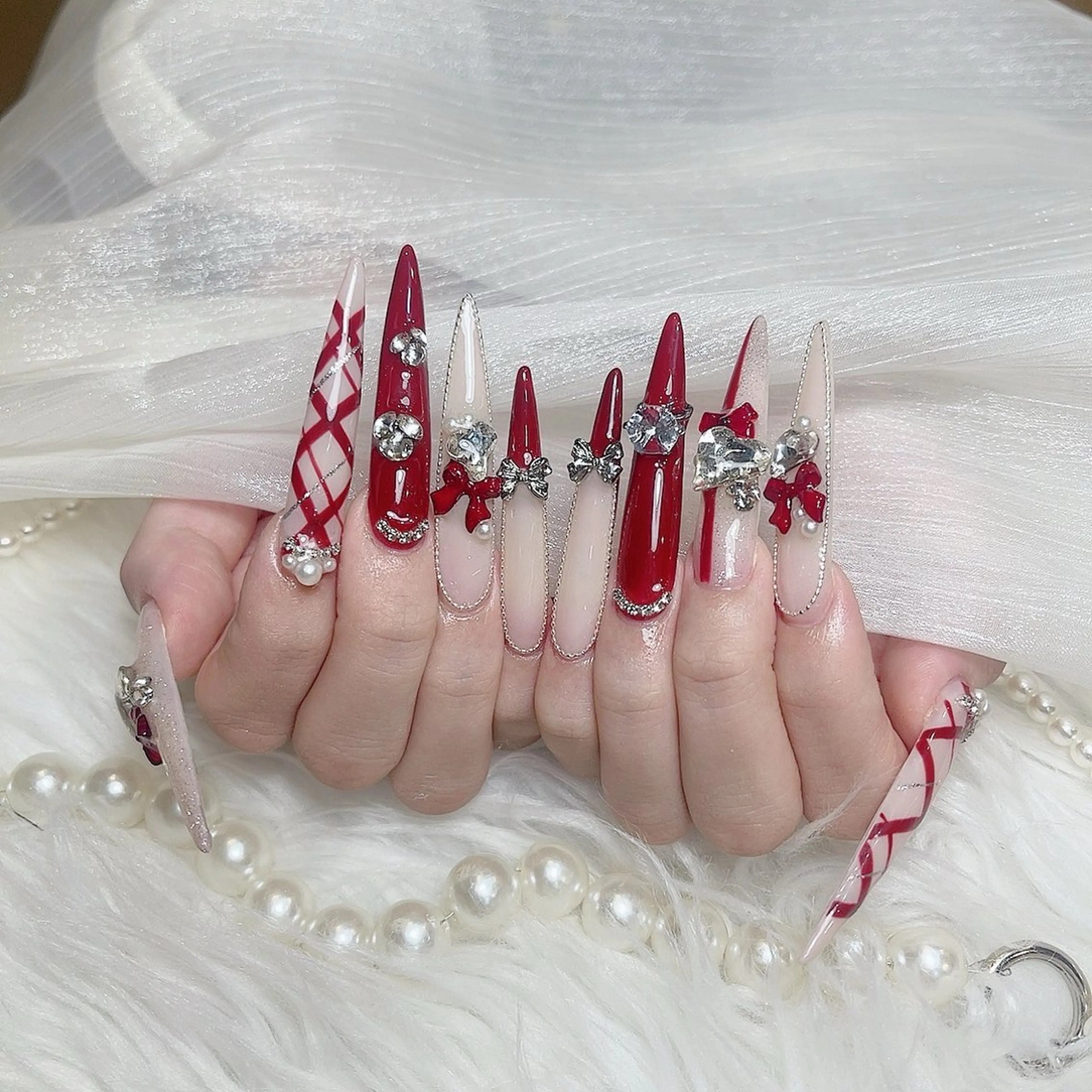 ミディアム 韓国風ヘア ハンドネイル Chiin Nailのネイルデザイン