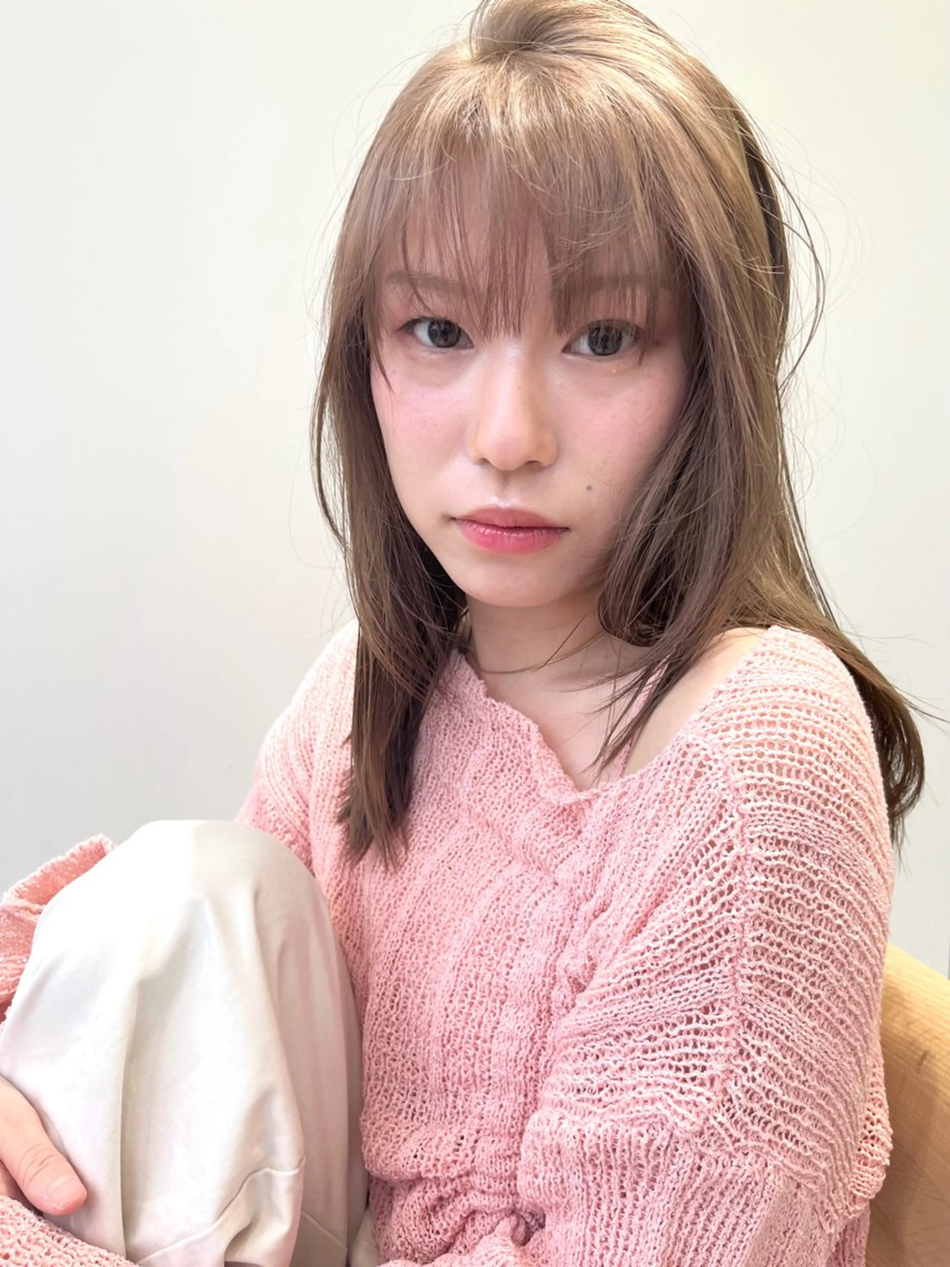 セミロング カラー ベージュカラー 透明感カラー ダブルカラー ハイトーンカラー ミルクティーベージュ cana カナ/レイヤーカットのヘアスタイル