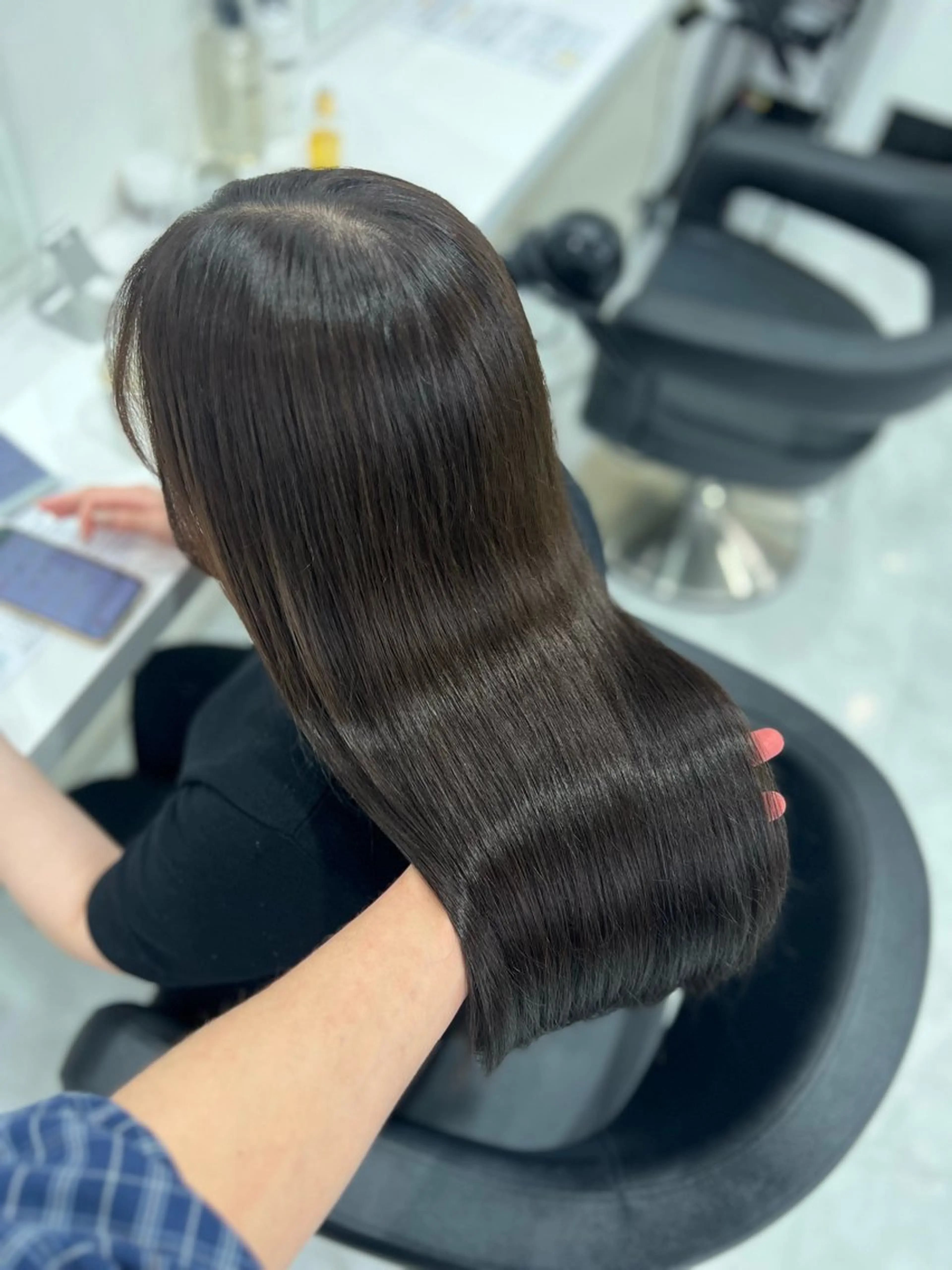 ロング カラー 透明感カラー🫧 レイヤーカットのヘアスタイル