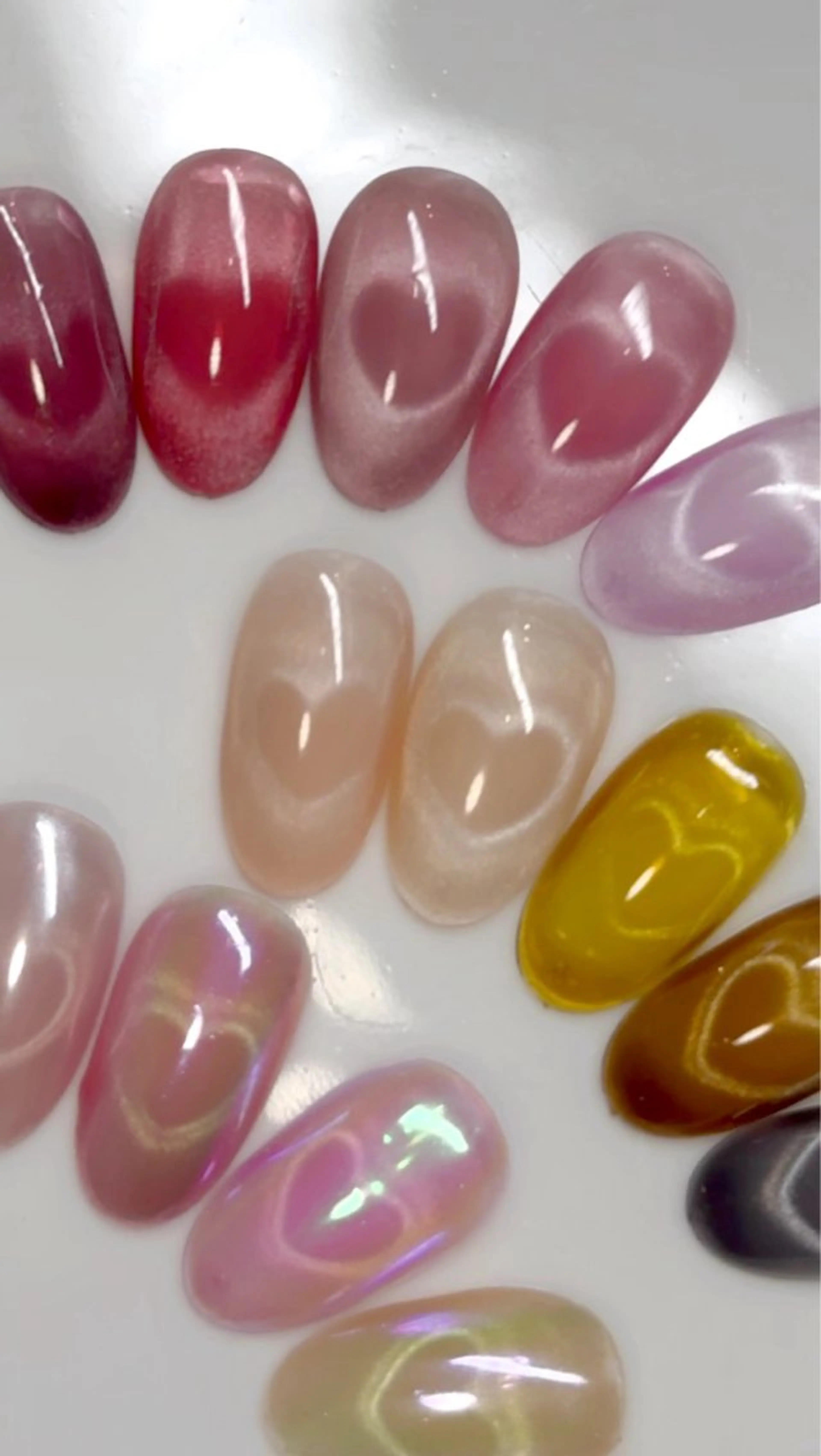 ネイル glossnail MIKIのネイルデザイン