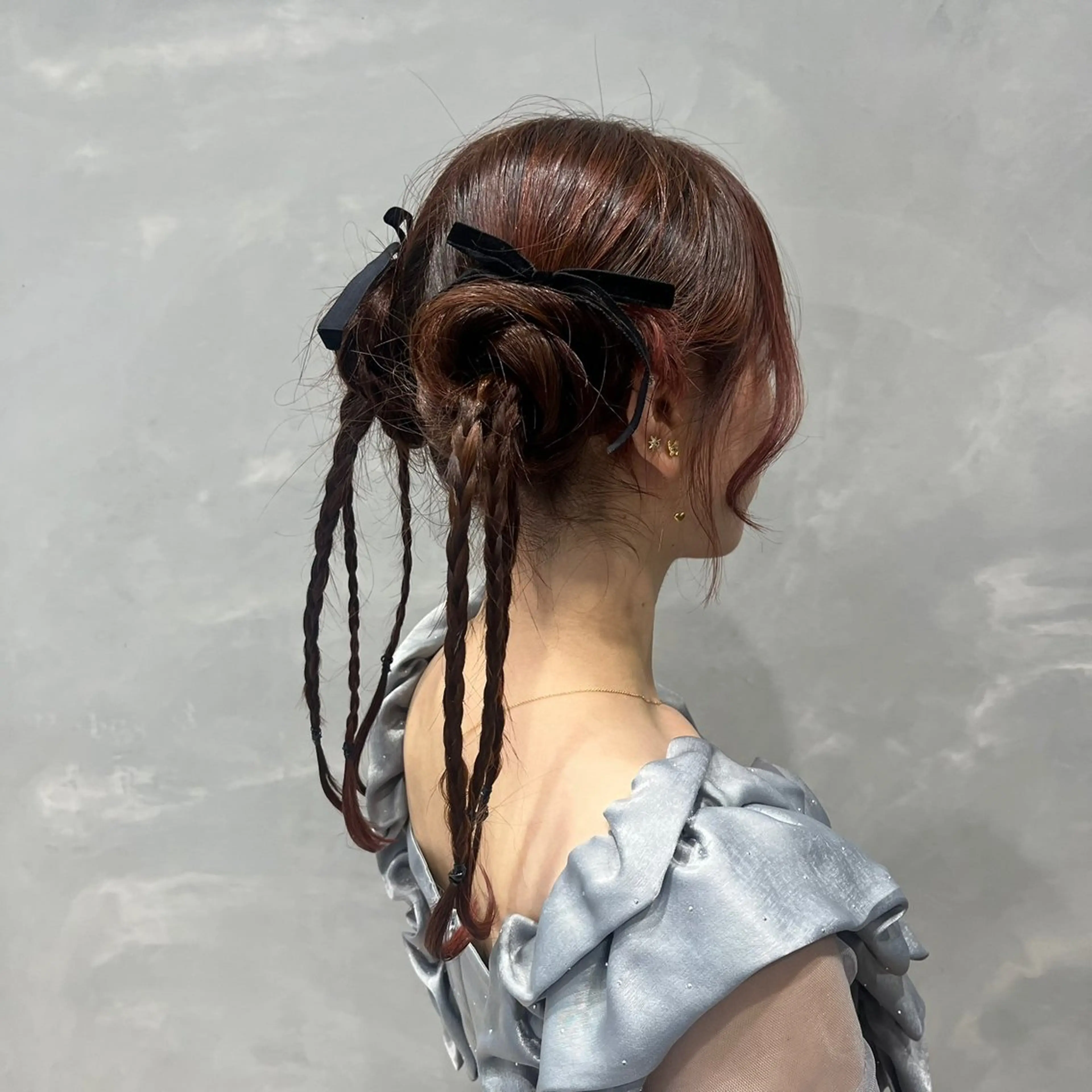 ロング ヘアアレンジ お団子ヘア ヘアセット ブリーチ×透明感カラ ー 大分 Keigoのヘアスタイル