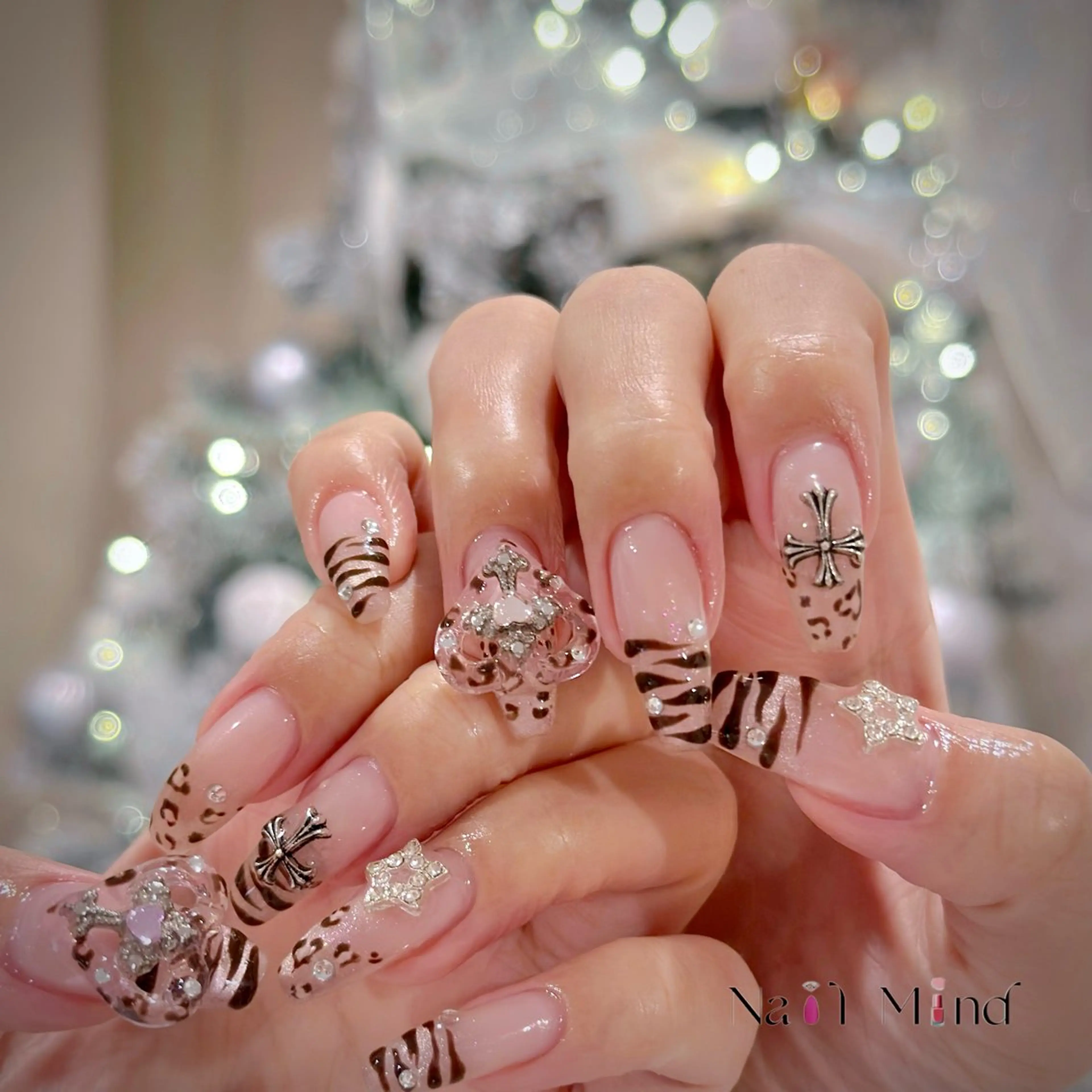 ネイル アニマル柄 ハンドネイル Nail Mind (NaONail)のネイルデザイン