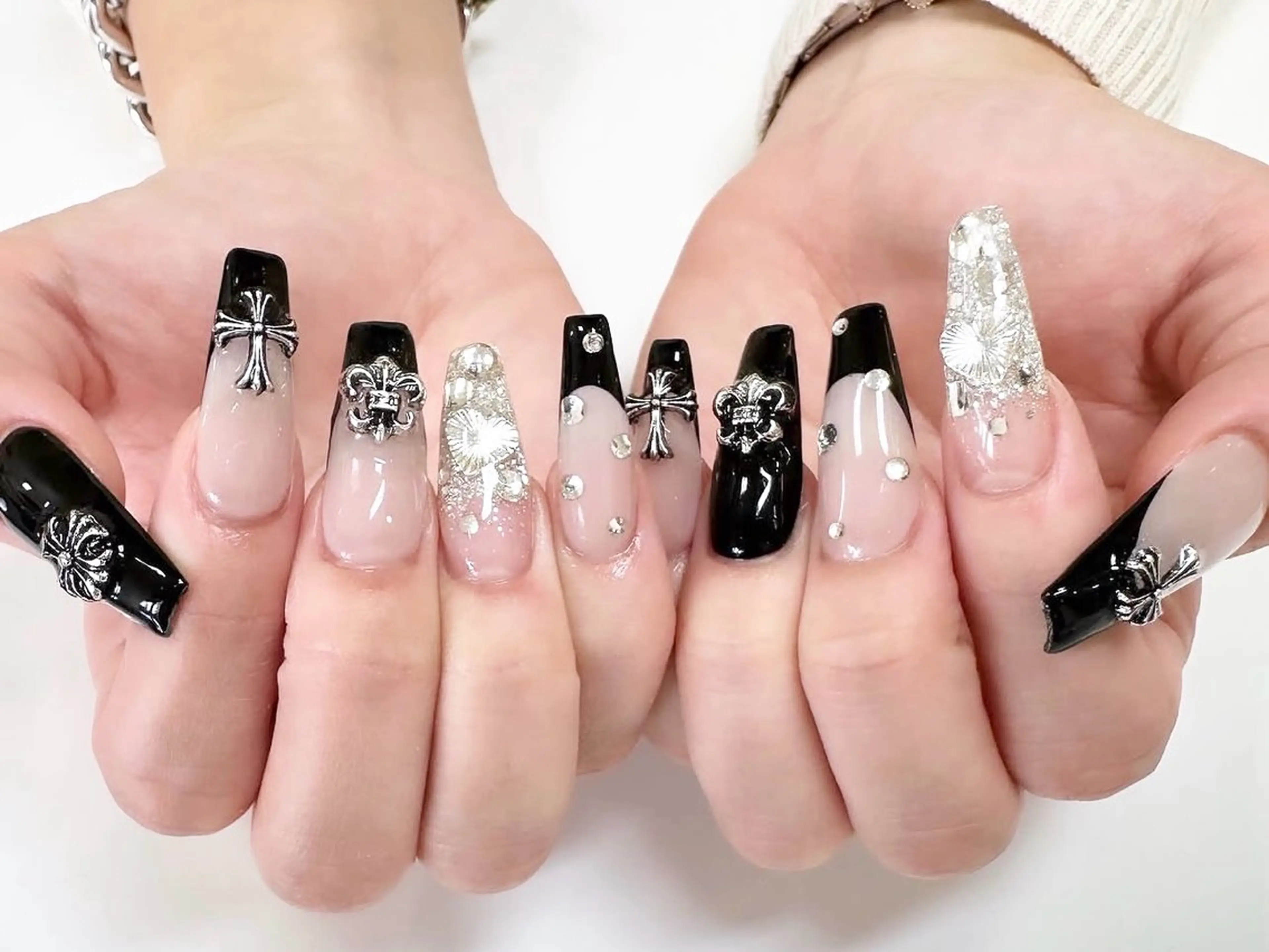 メンズ ネイル ハンドネイル Bloom スカルプ専門店のネイルデザイン