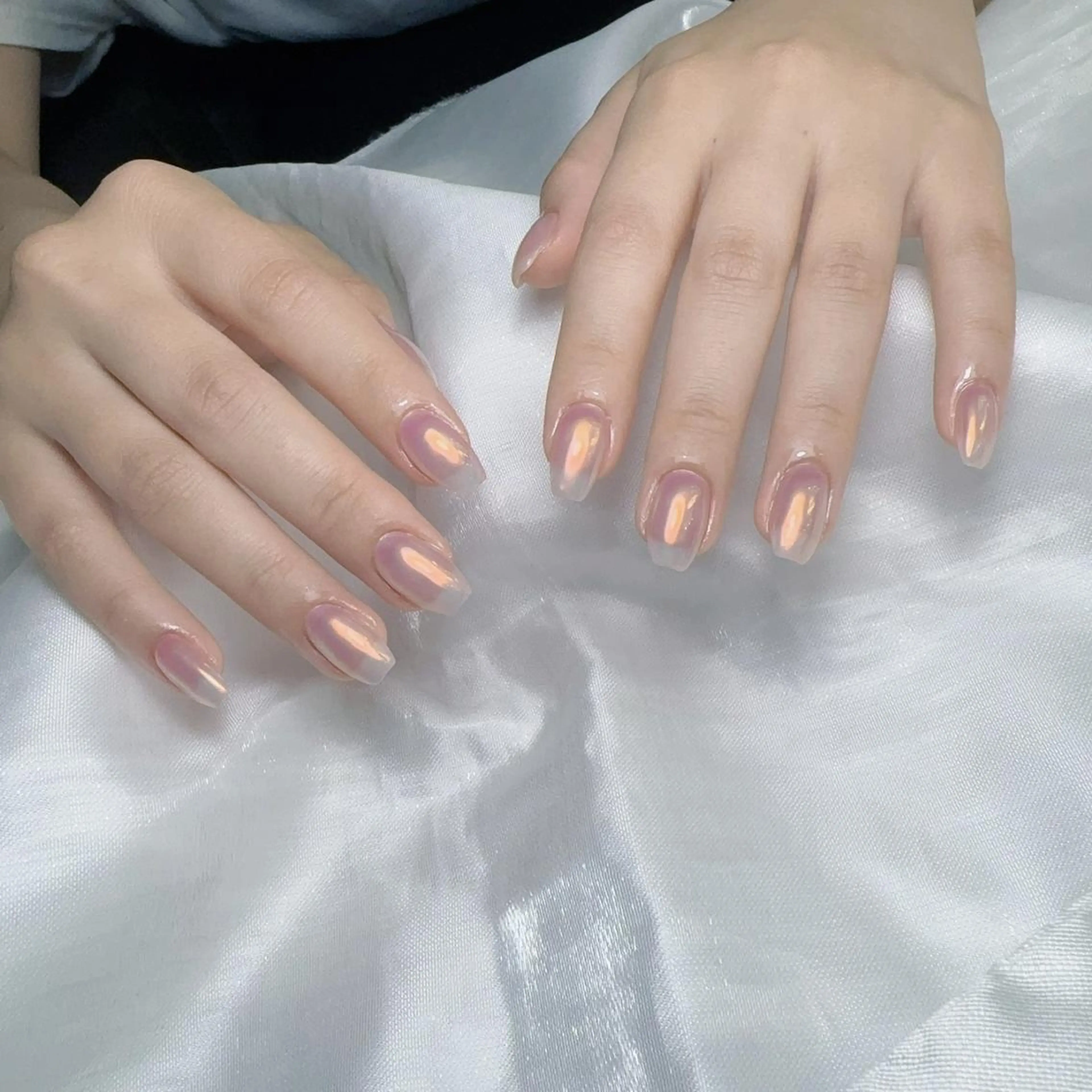 🦄ミラー・オーロラ・ユニコーンネイル「ソフトジェルオフ無料」の写真