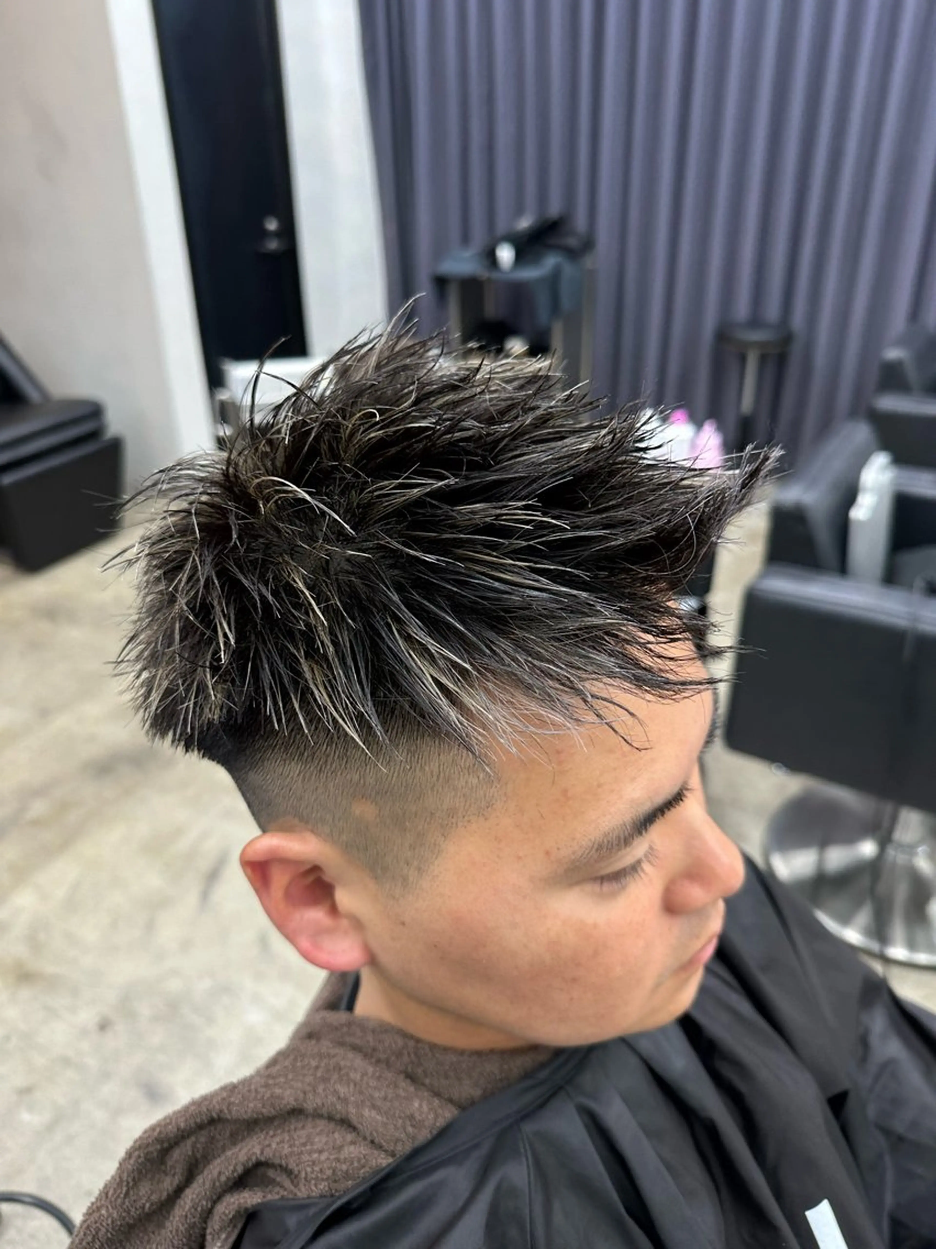 ショート カラー メンズ メンズメッシュ メッシュ カット ヘアカラー 🪐LANDS🪐 福垣 海也のヘアスタイル