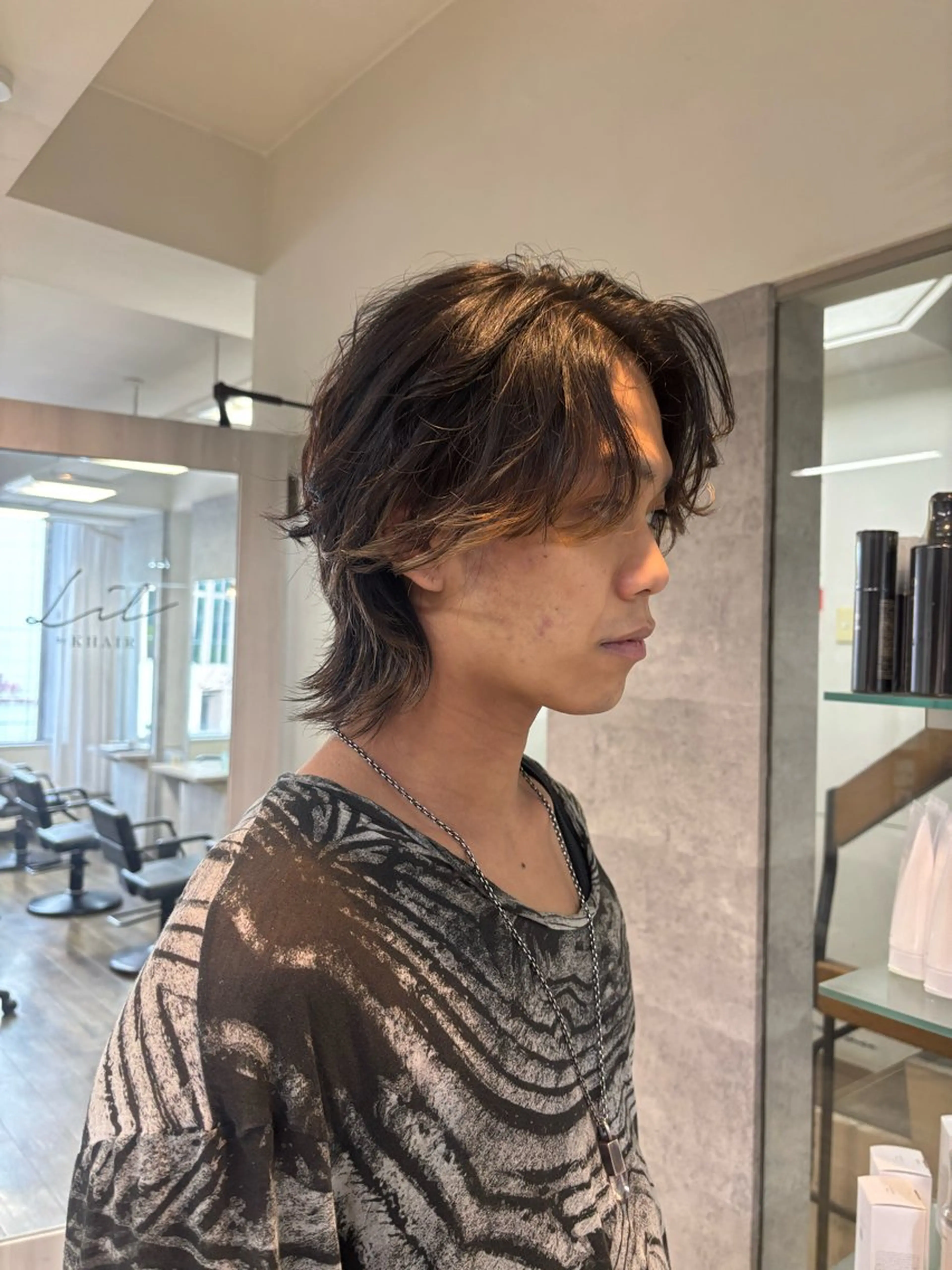 ショート パーマ メンズ センターパート メンズウルフカット ウルフカット カット 谷昂将　メンズ梅田 /パーマ/毛流れのヘアスタイル