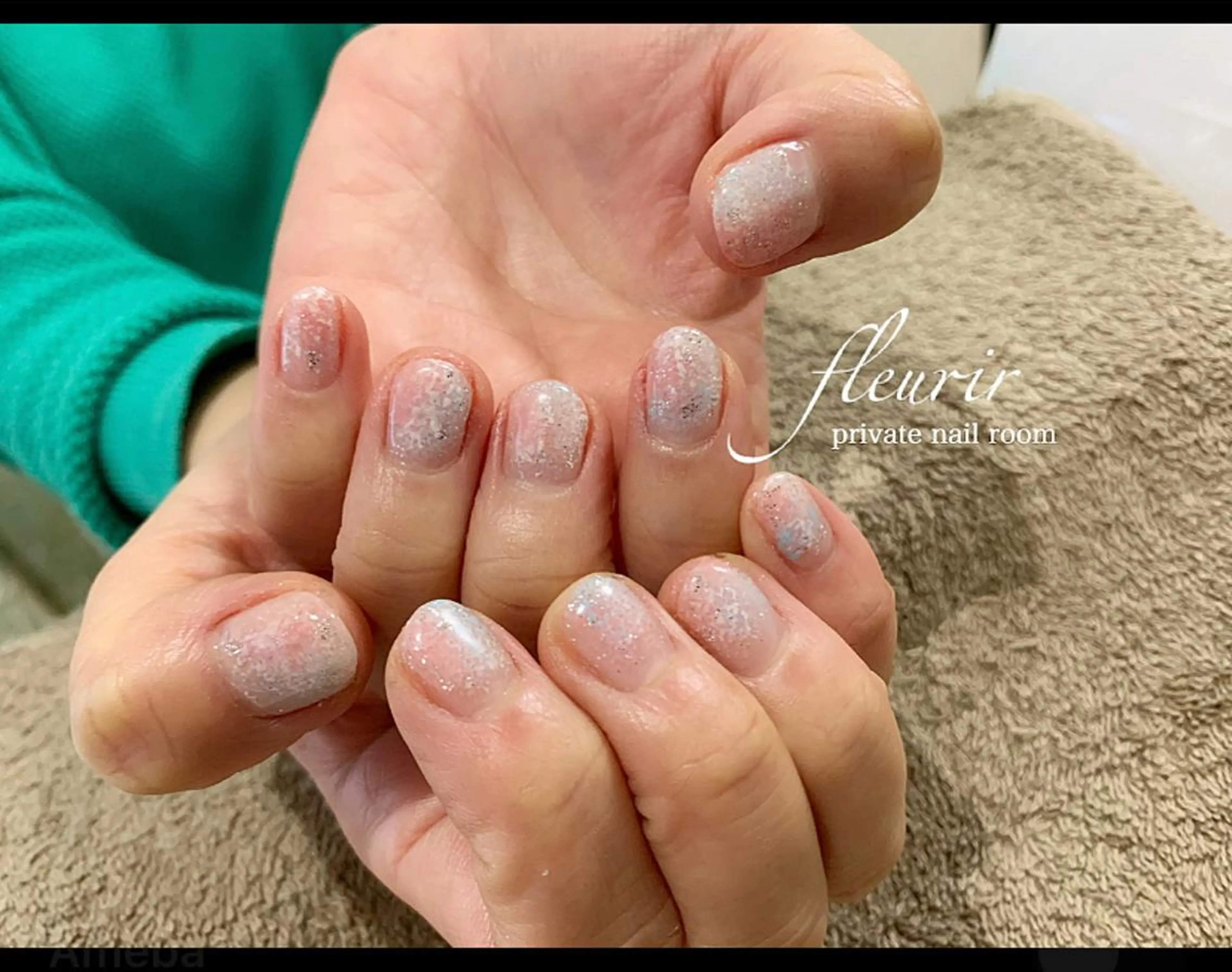 ネイル 桜ネイル ラメ(グリッター) 水色 パステルネイル ピンク フルリール 【プライベートサロンのネイルデザイン