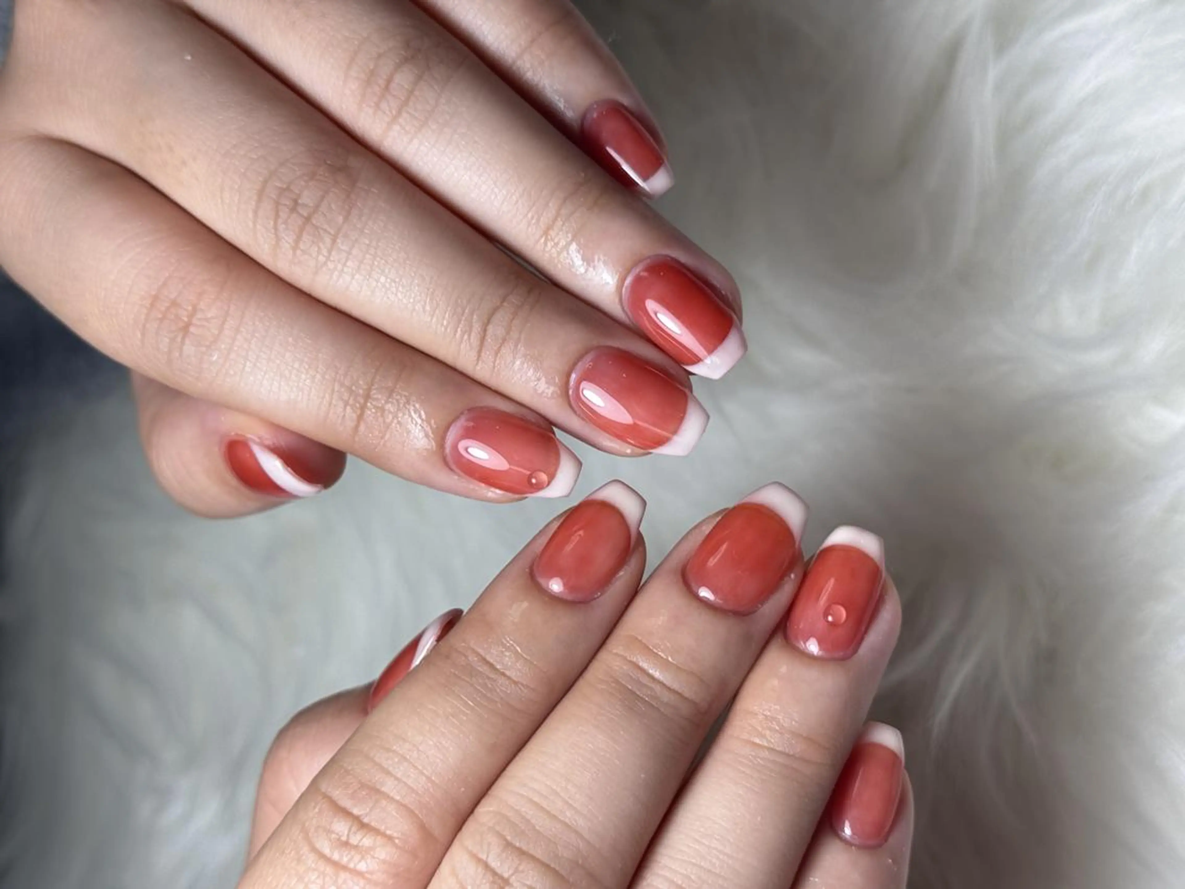 ネイル フットネイル ジェルネイル マグネットネイル 持ち込み ニュアンスネイル ミリ ネイルサロンのネイルデザイン