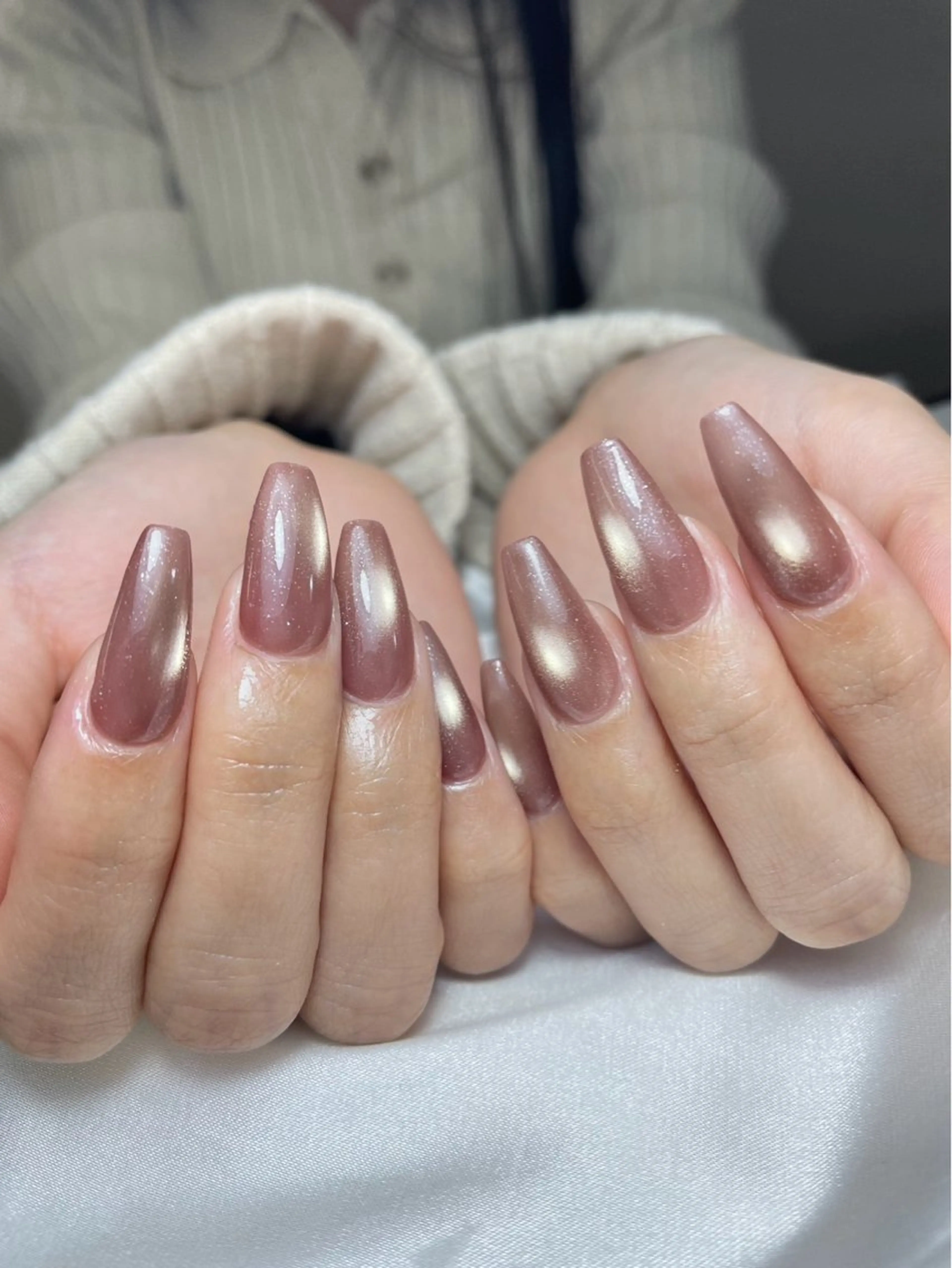 ネイル チークネイル 長さ出し フットネイル ジェルネイル 卒業式 𝓐𝓷𝓻𝓲 XiinhNailのネイルデザイン