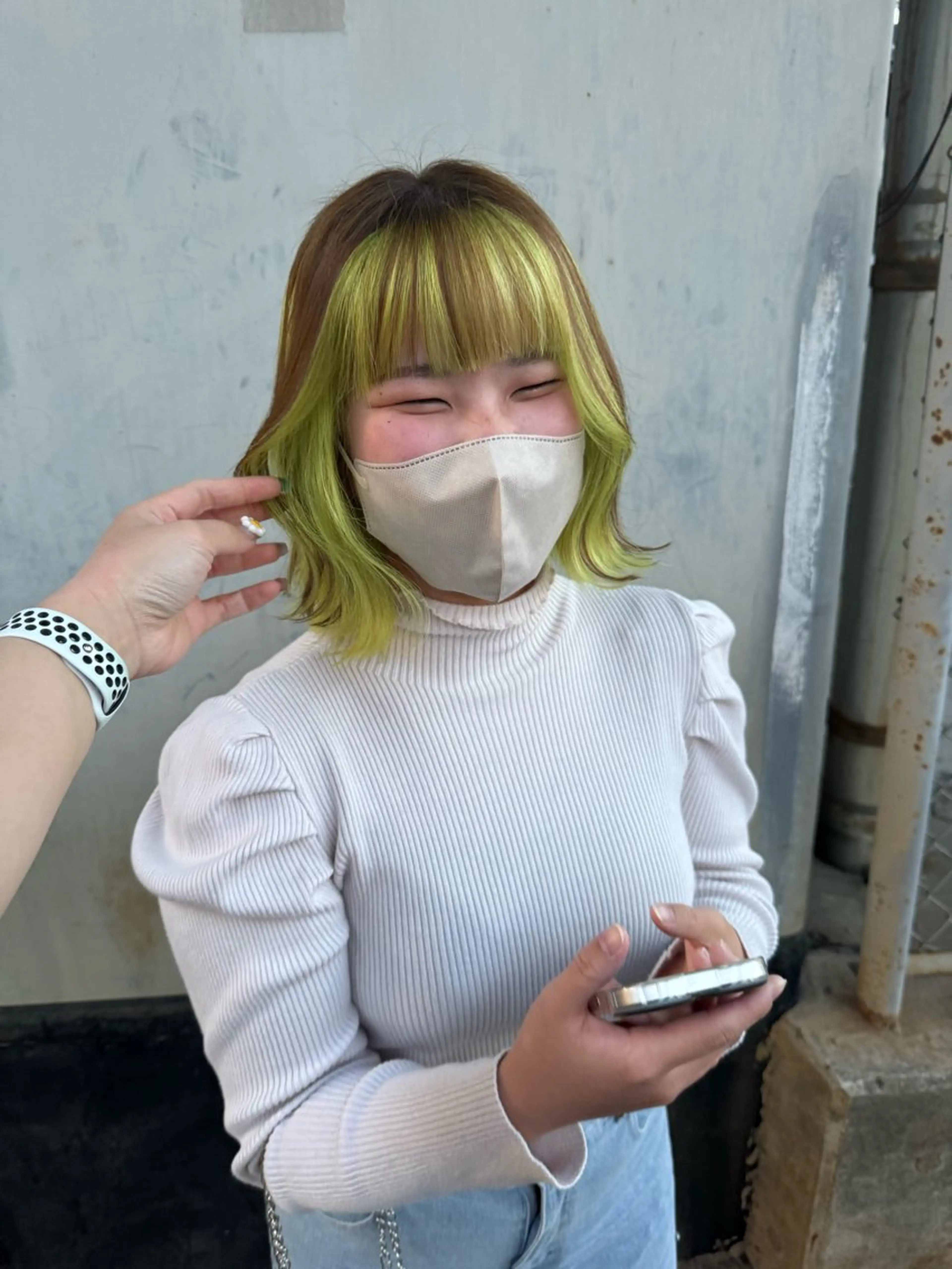 ショート 🦋ブリーチなしダブ ルカラー🌈MEGUのヘアスタイル