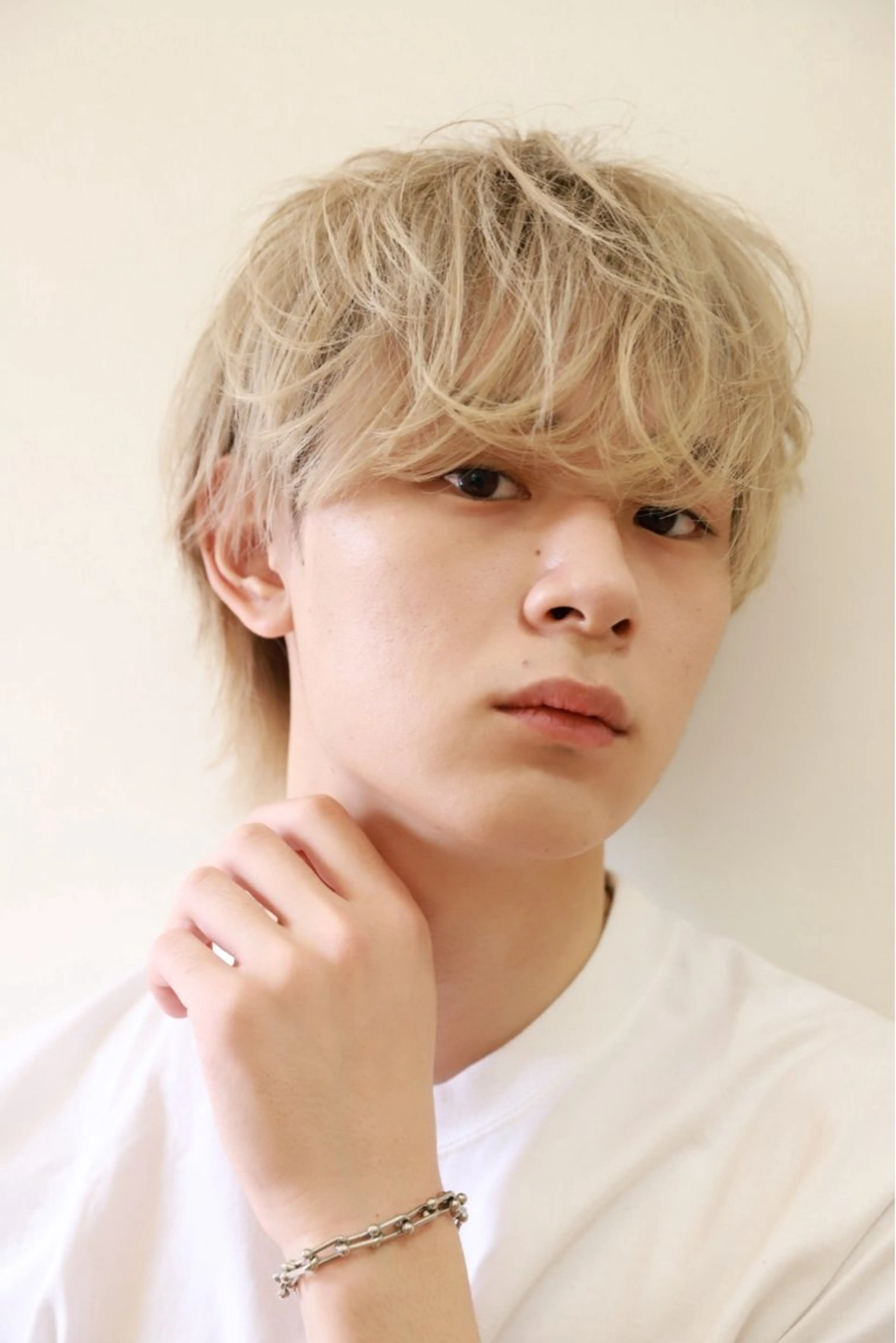 カラー メンズ 🔷メンズフェザー スタイル🔹竹内凌のヘアスタイル