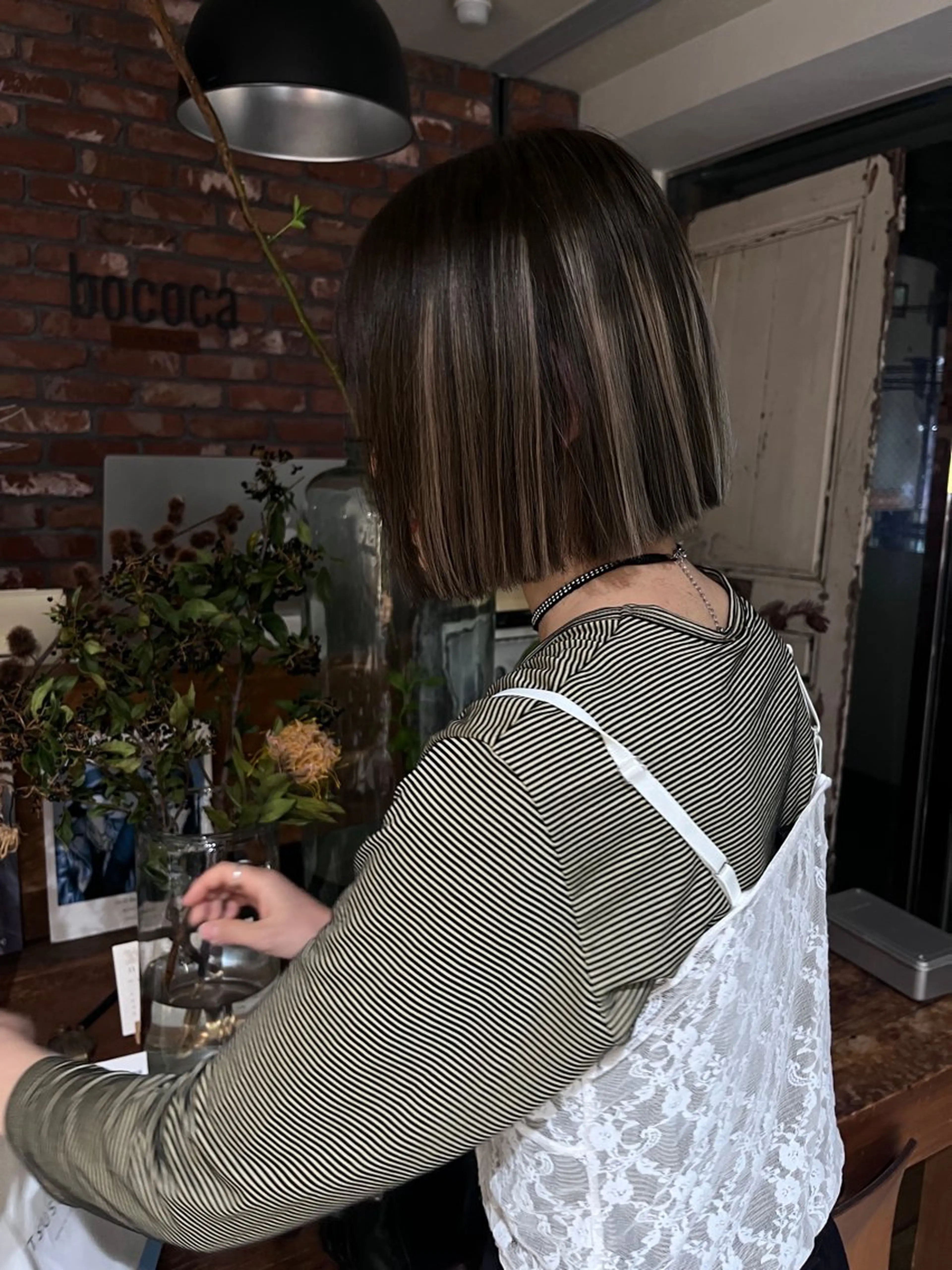 ショート ボブ カット Vicky オリーブ メンズカジュアルのヘアスタイル