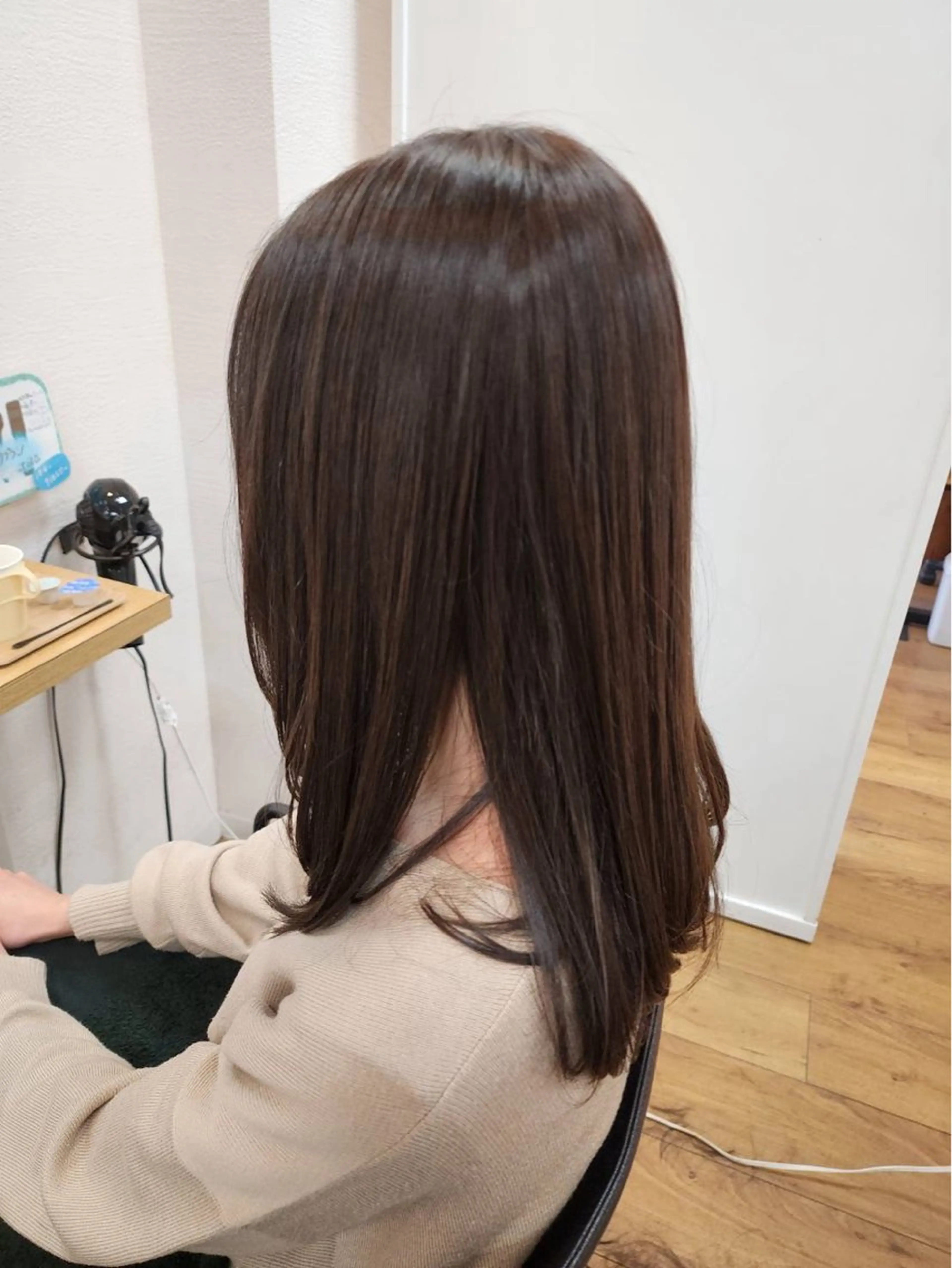 ロング 大井 陽菜のヘアスタイル