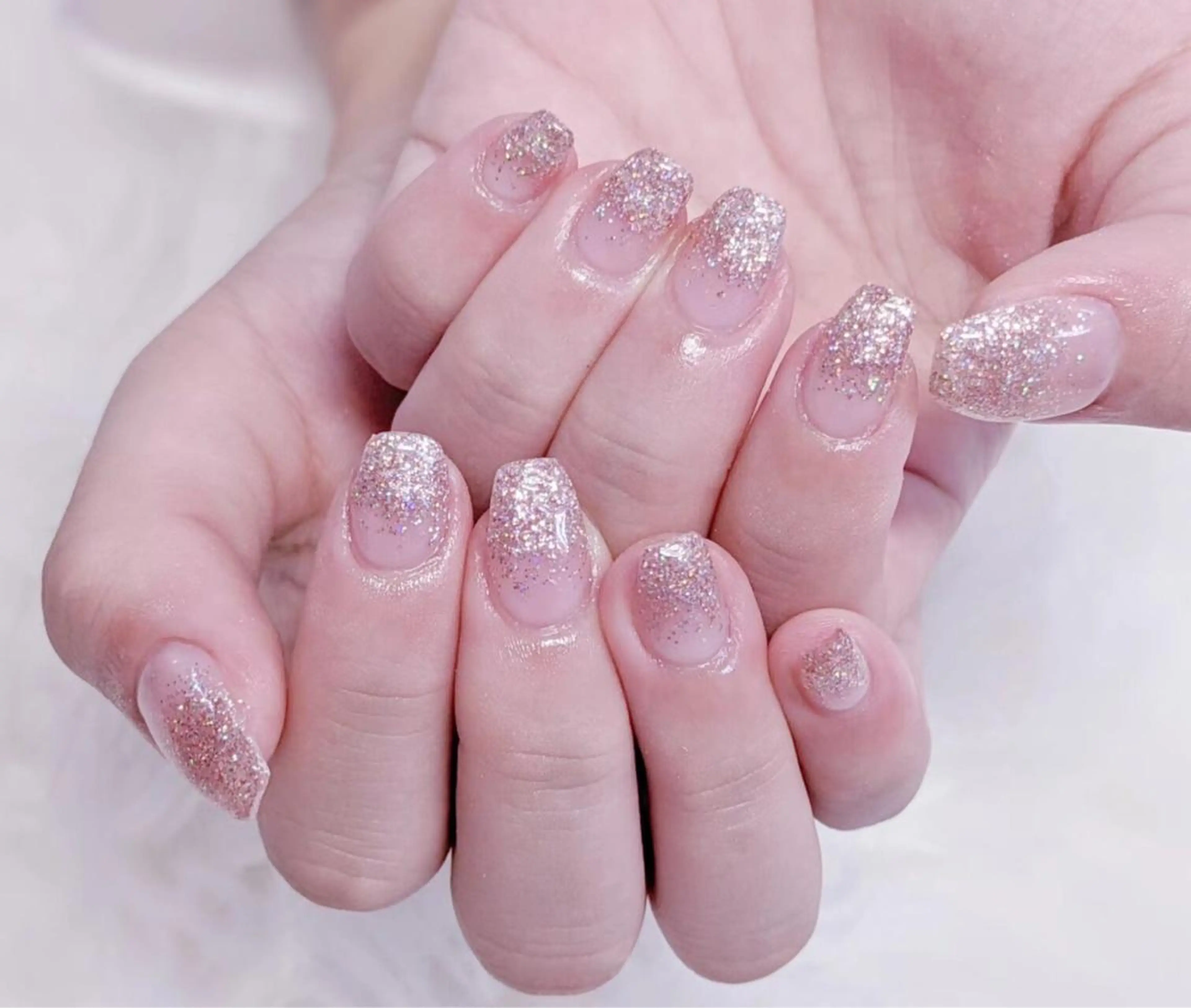 ネイル ハンドネイル MoonNail ユリ🌸のネイルデザイン