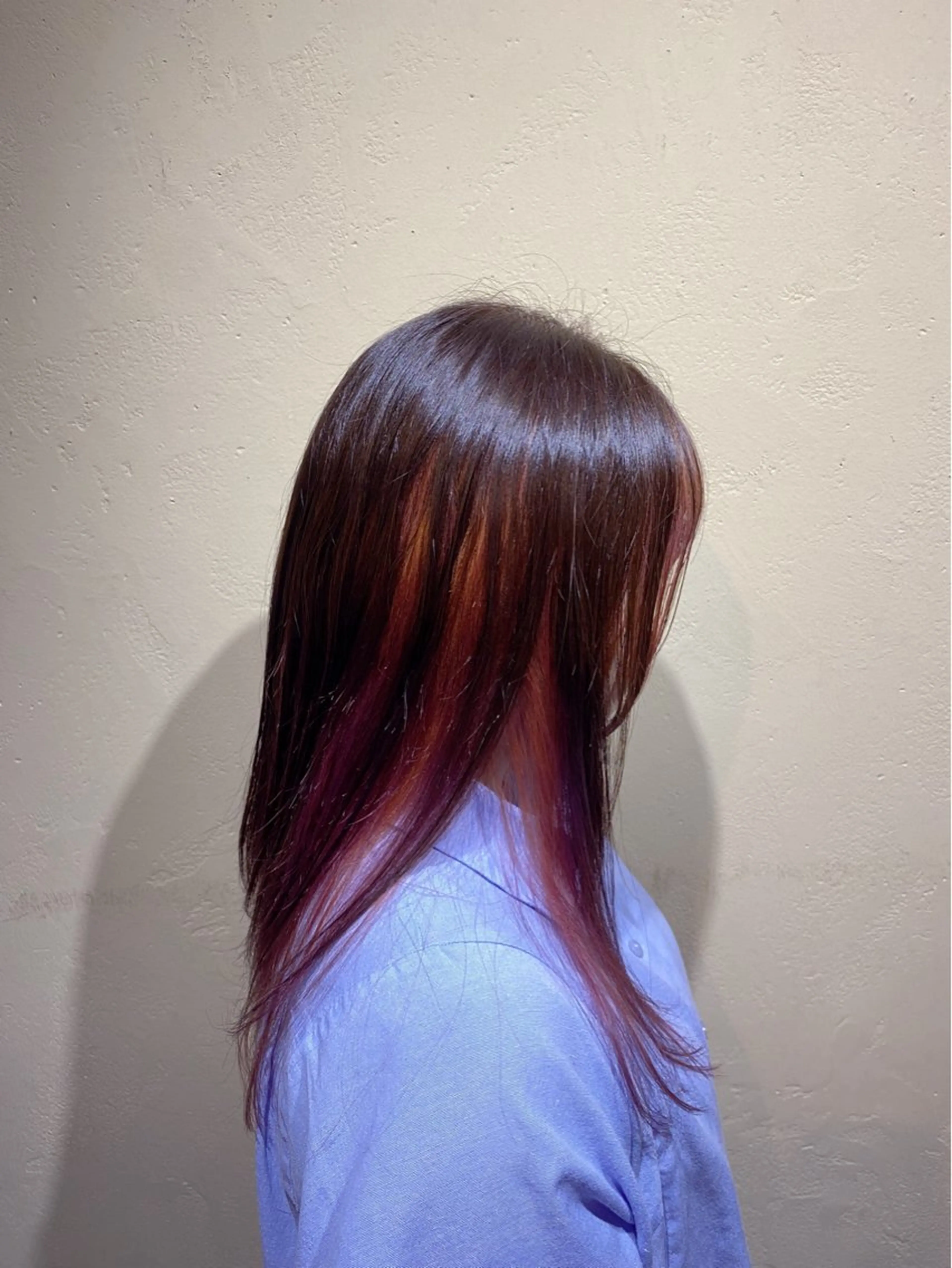 カラー ブリーチ ブラウンカラー ピンクカラー パープルブラウン saya (サヤ)のヘアスタイル