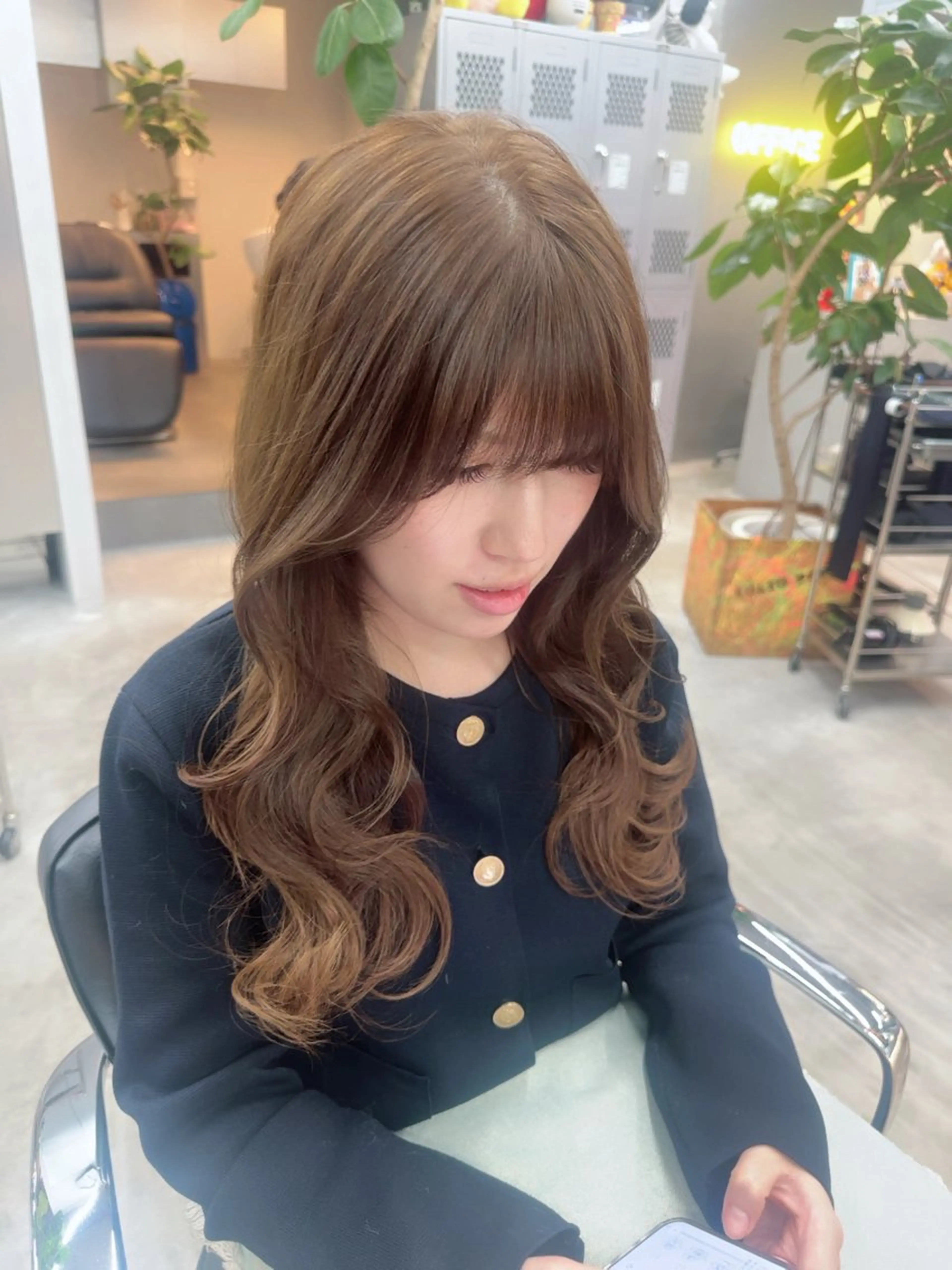 ロング カラー ヘアカラー トリートメント 岡野 静華のヘアスタイル