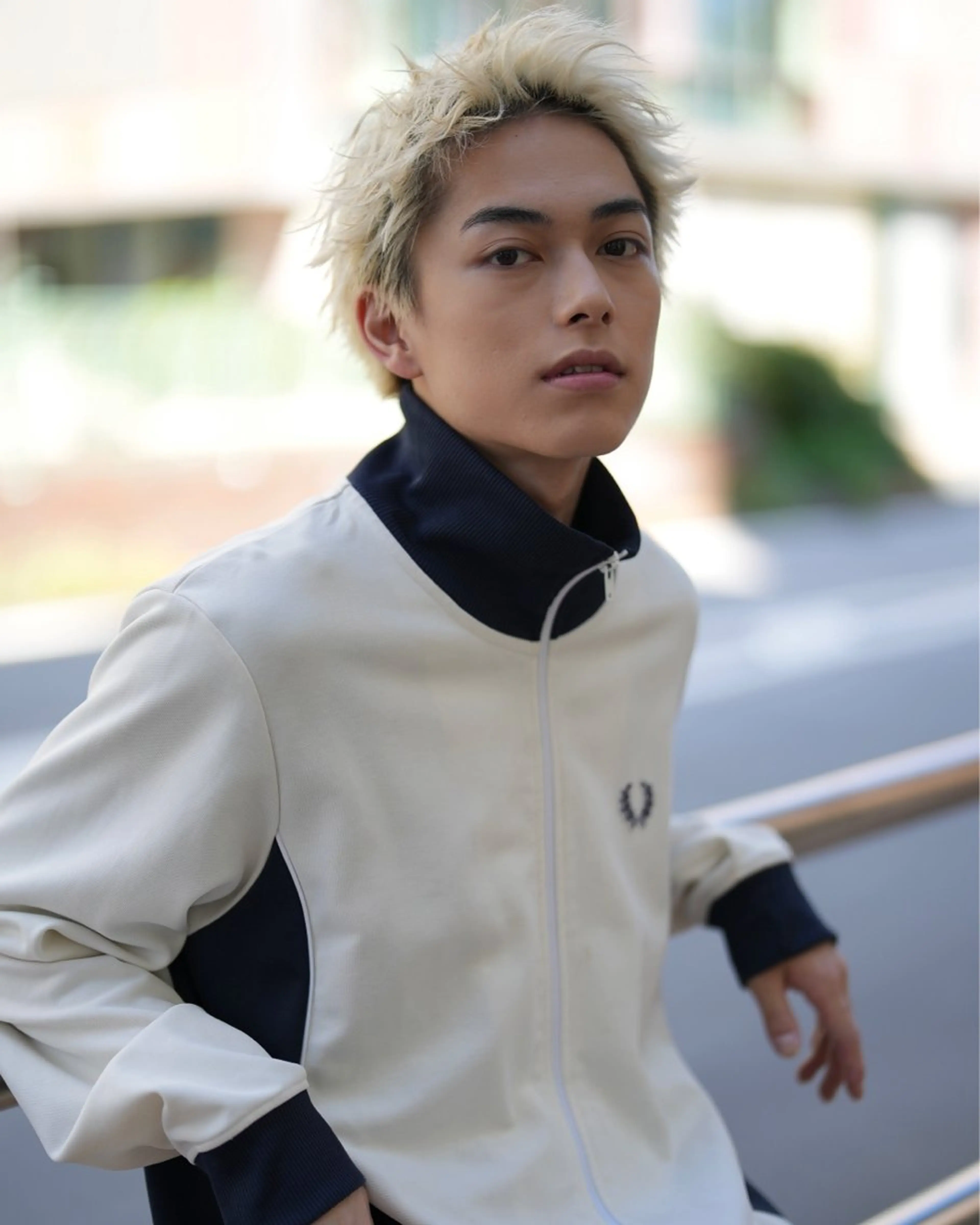 【4月限定クーポン】U24学割メンズカット+ケアブリーチ+カラー+トリートメントの写真