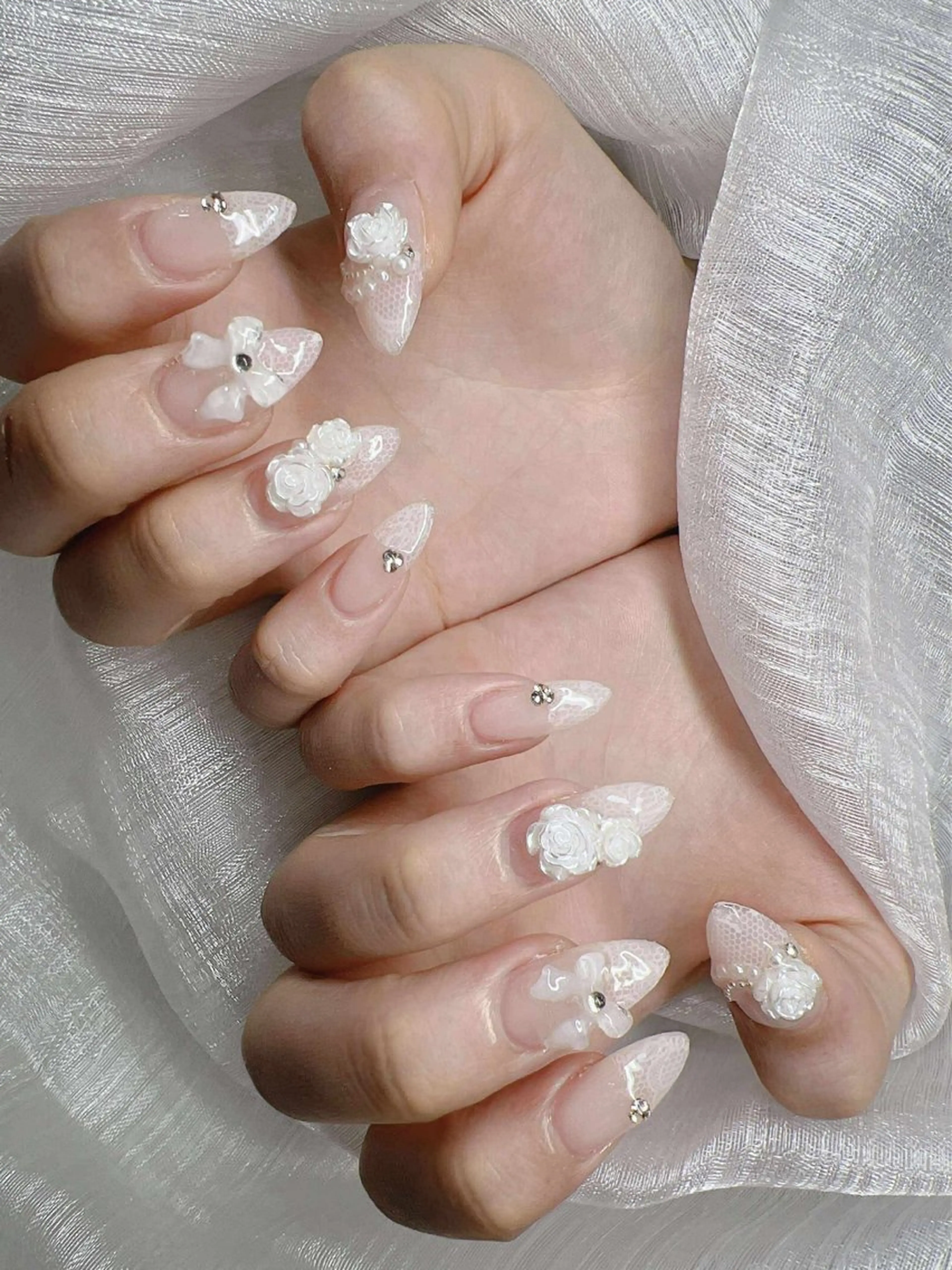 ネイル 長さ出し グラデーション 卒業式 キラキラネイル マグネットネイル ハンドネイル Lee Nailsのネイルデザイン