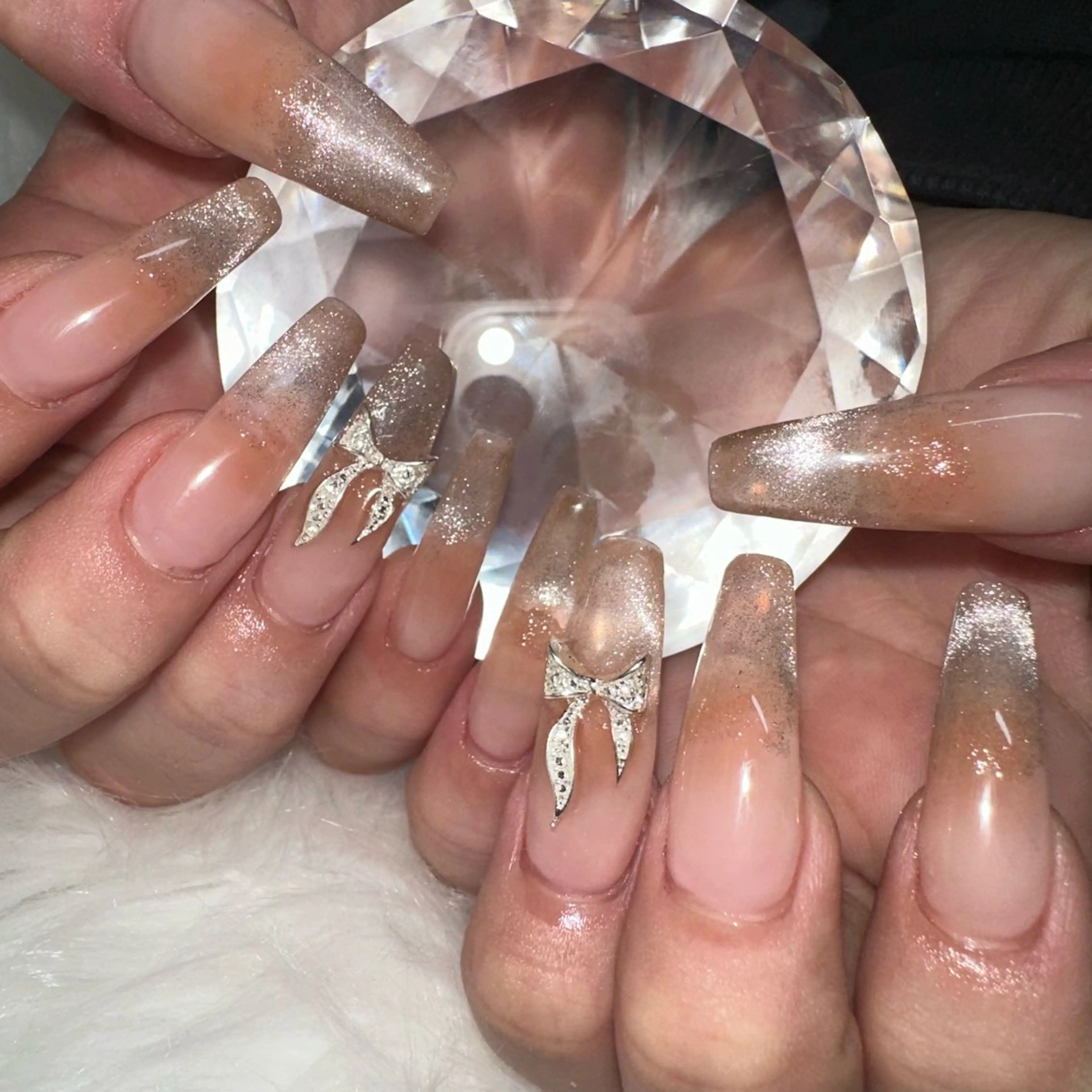 ネイル チークネイル フレンチネイル 韓国ネイル マグネットネイル マグネットフレンチ ハンドネイル フットネイル 🤎CHARME NAIL🤎のネイルデザイン