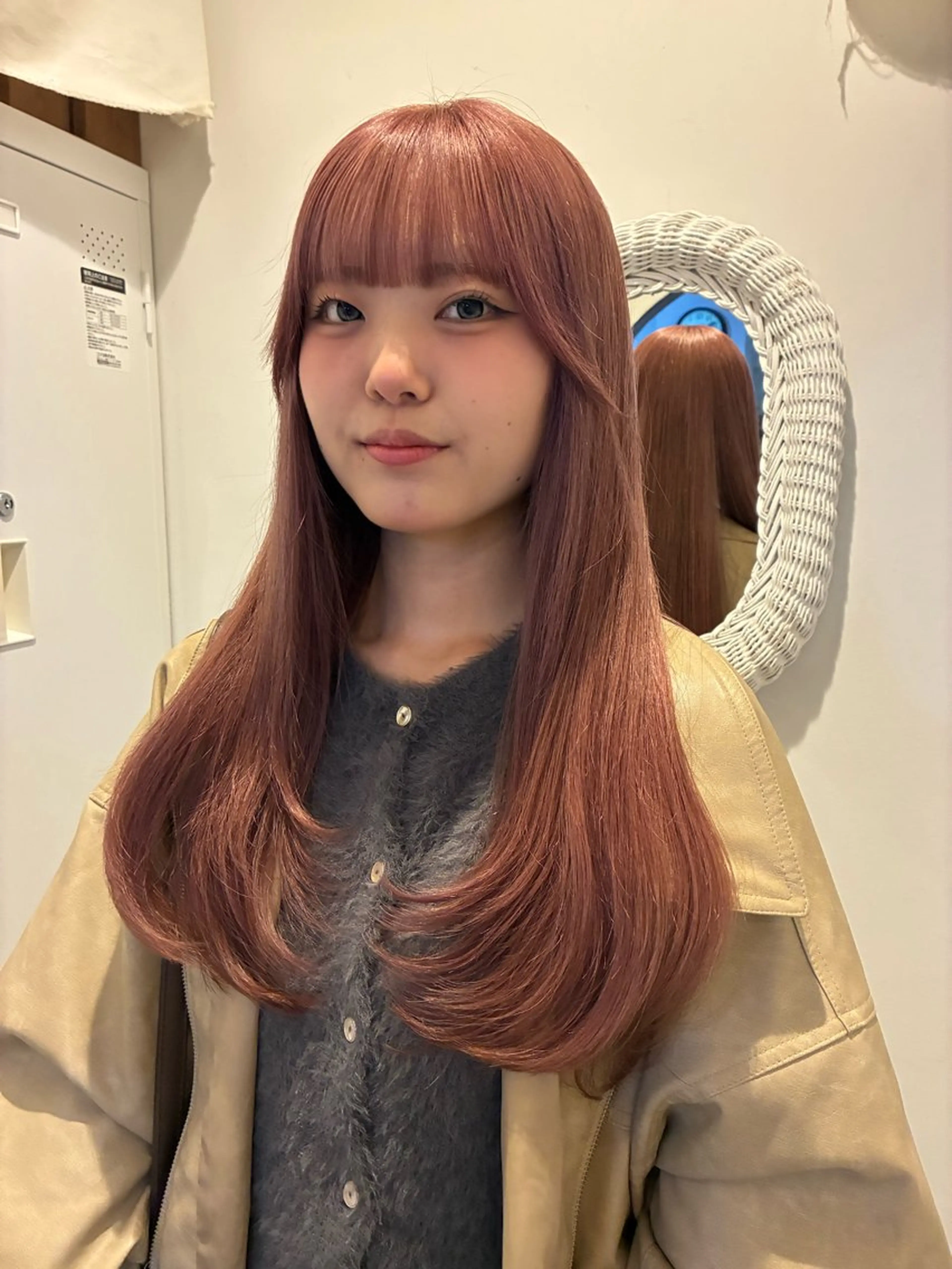 ロング ヘアカラー nacoハイトーン ベージュ🤎のヘアスタイル