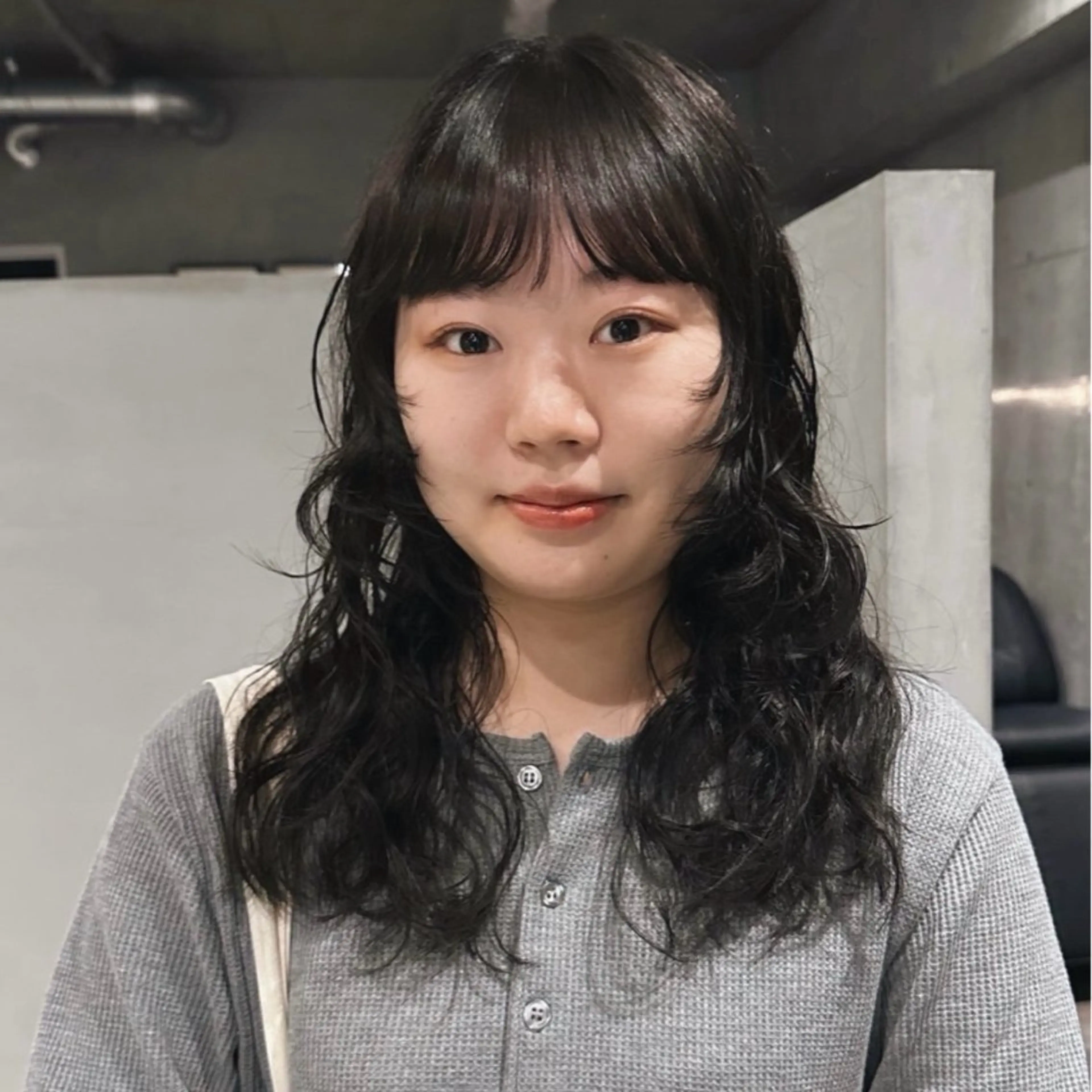 セミロング パーマ 前野 日奈のヘアスタイル