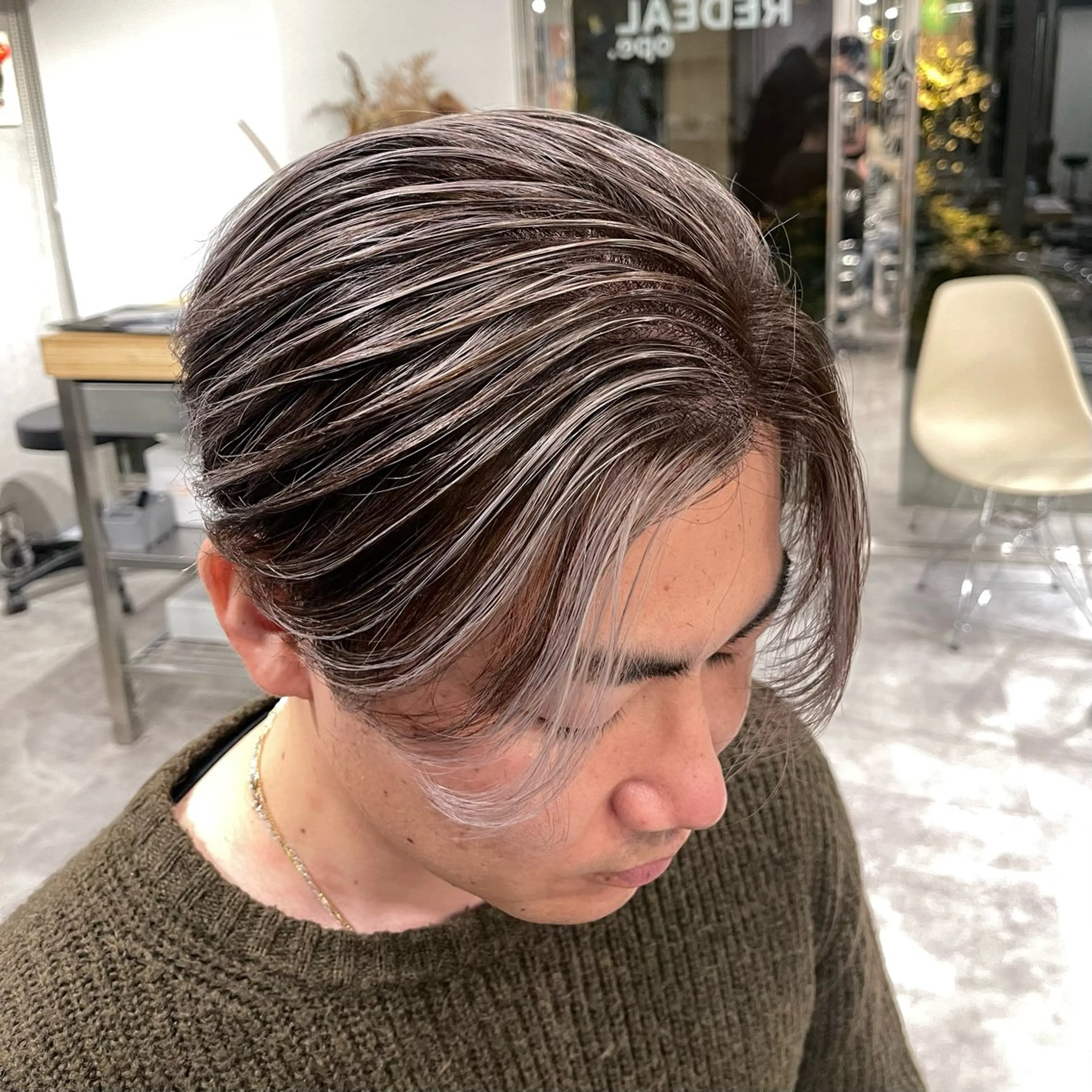 カラー メンズ メンズハイライト ハイライトカラー 上村 光希のヘアスタイル