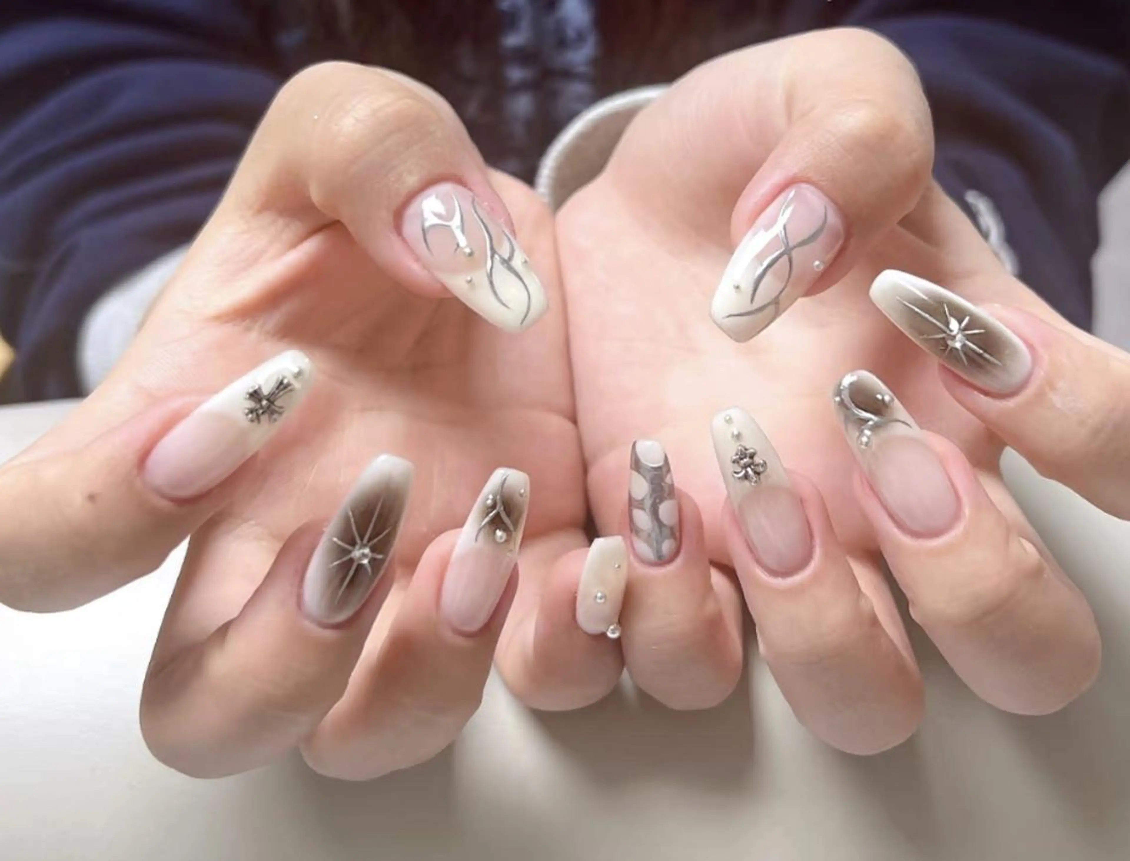 ネイル ハンドネイル 🎀 NaNa_nailのネイルデザイン